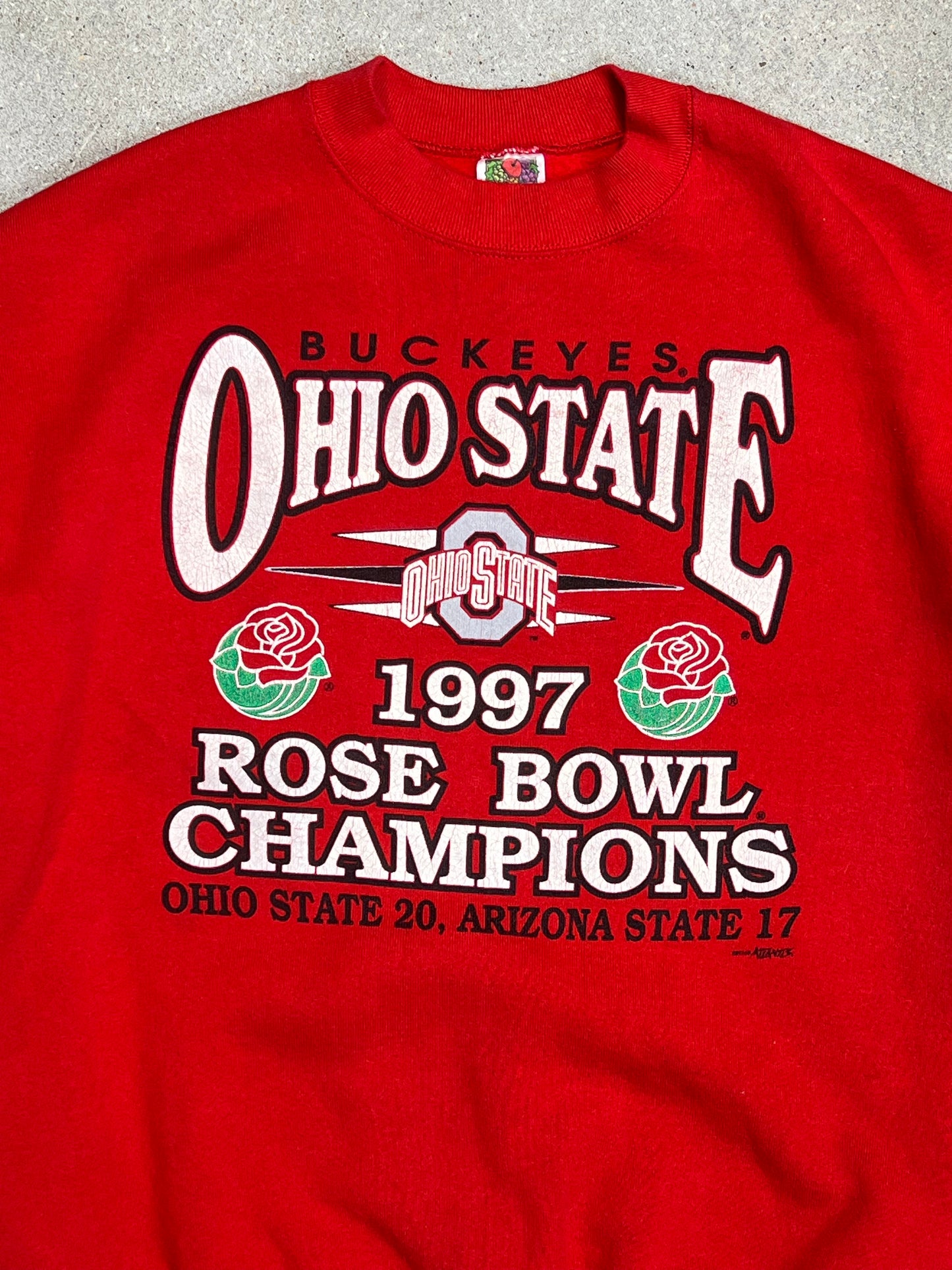 Red Buckeyes Ohio State 1997 Rose Bowl Champion Varsity sweatshirt (Large)