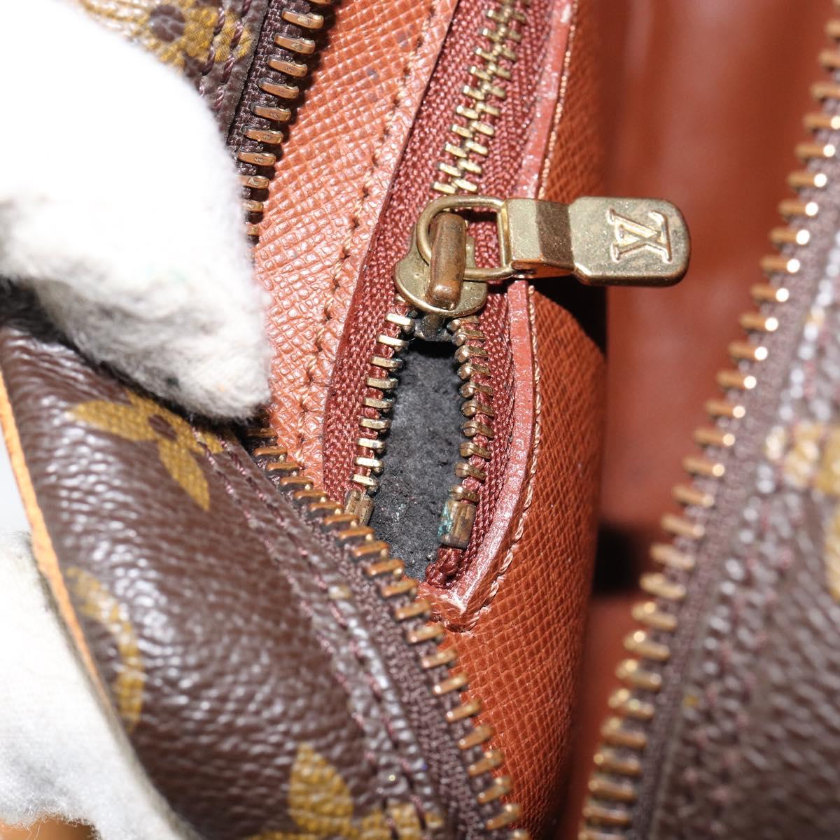 LOUIS VUITTON Monogram Jeune Fille GM Umhängetasche