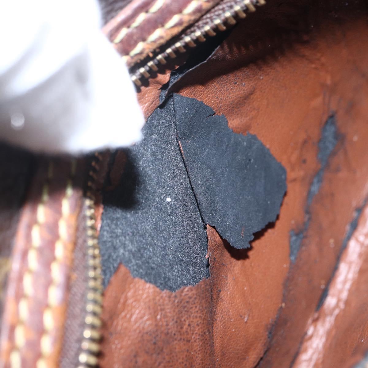 LOUIS VUITTON Monogram Pochette Cite Umhängetasche