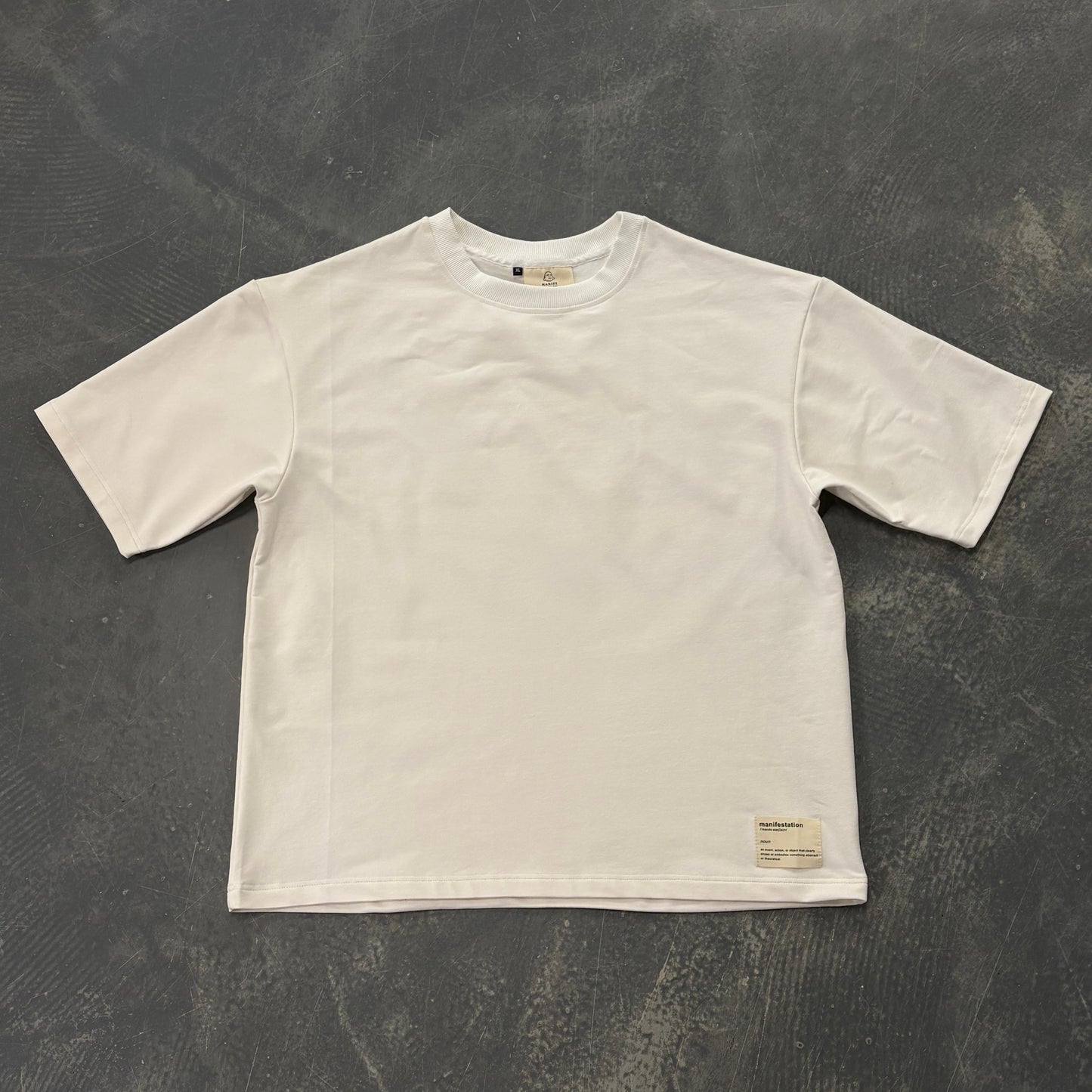 Créme / Green Manifestation Heavyweight Boxy Statement Tee (made in NL 🇳🇱)