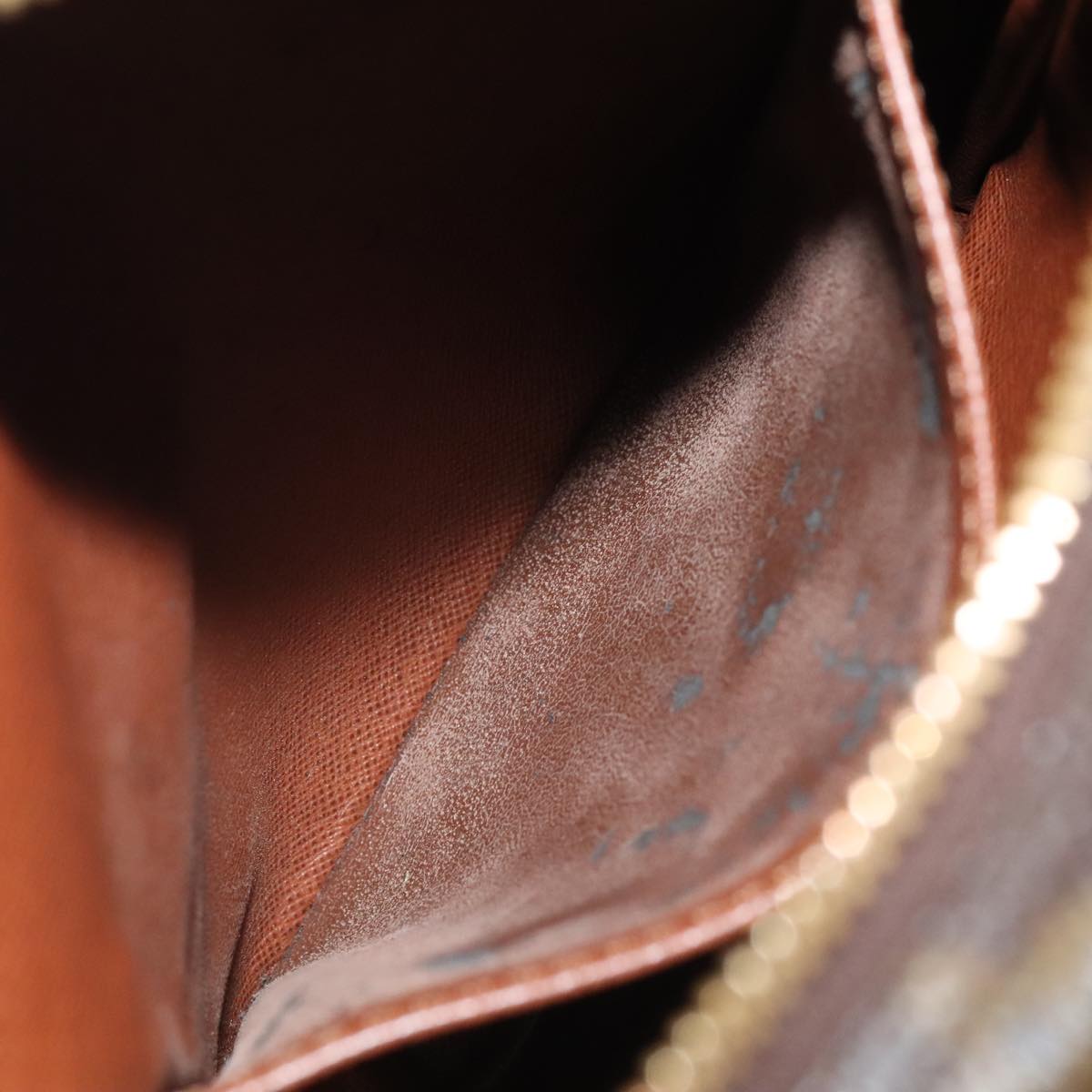 LOUIS VUITTON Monogram Danube Schultertasche