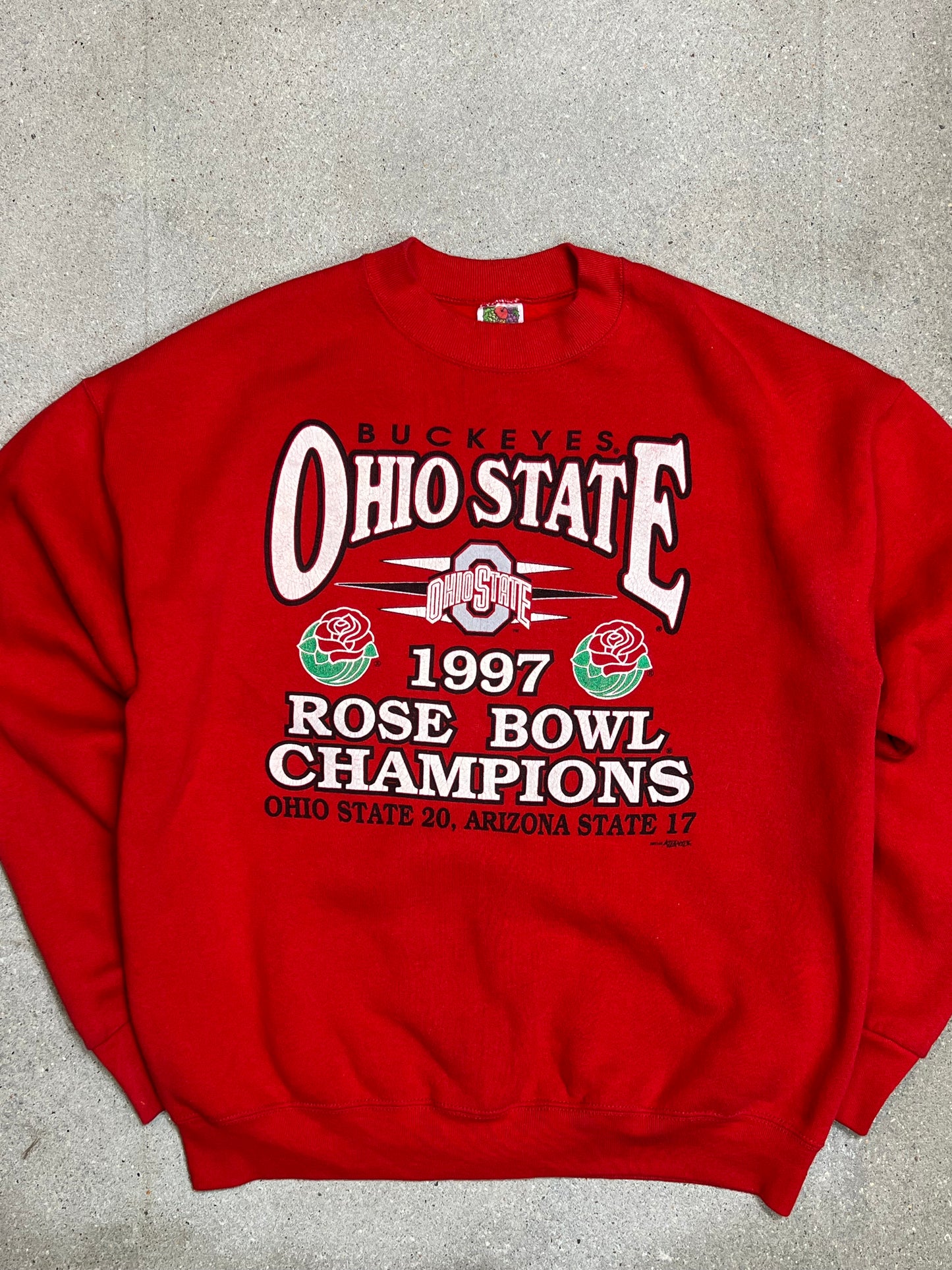Red Buckeyes Ohio State 1997 Rose Bowl Champion Varsity sweatshirt (Large)