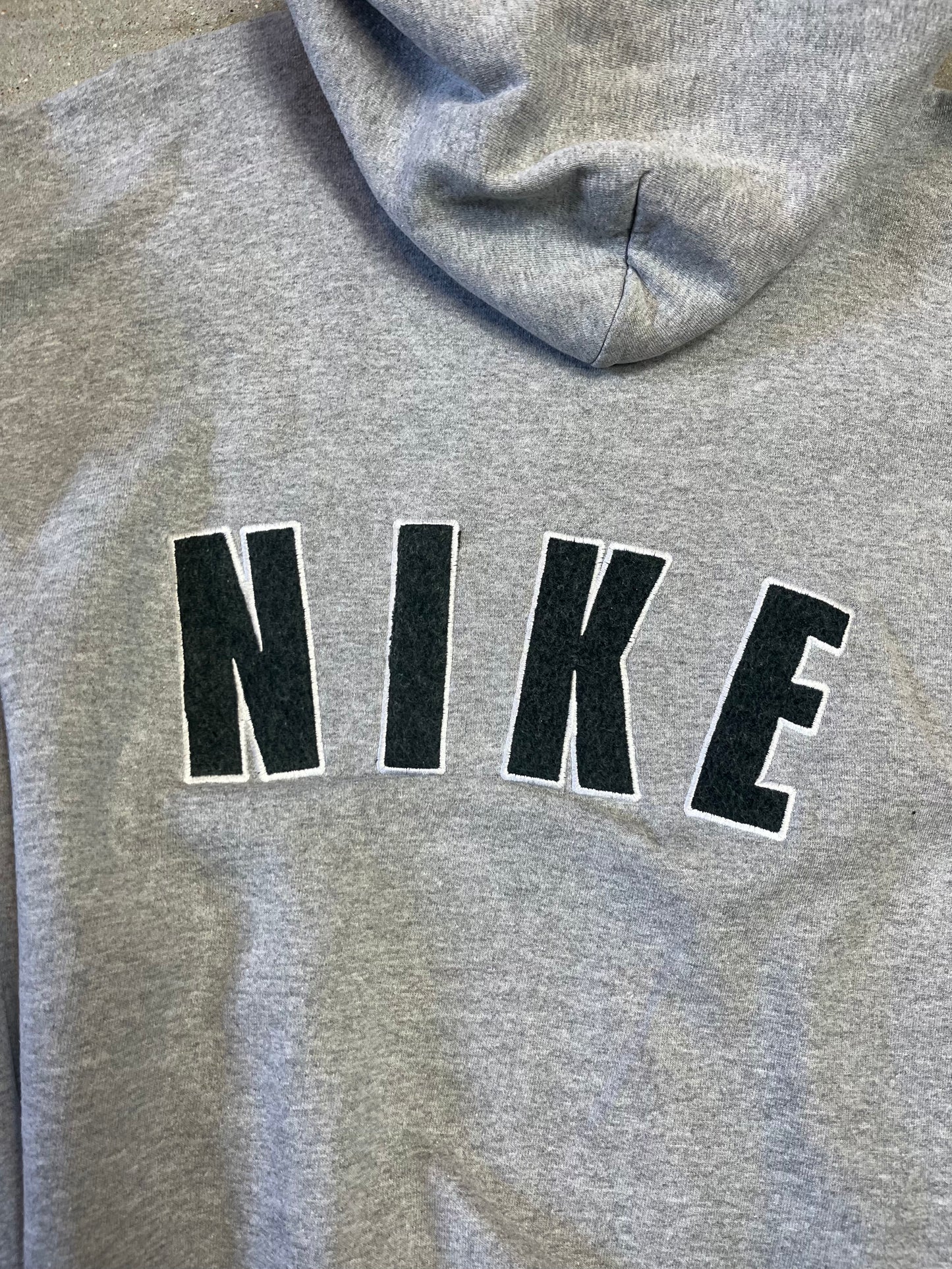 Grey Rare 1990s Nike Centre Swoosh x Spell out back-hit (Made in USA) (XL)
