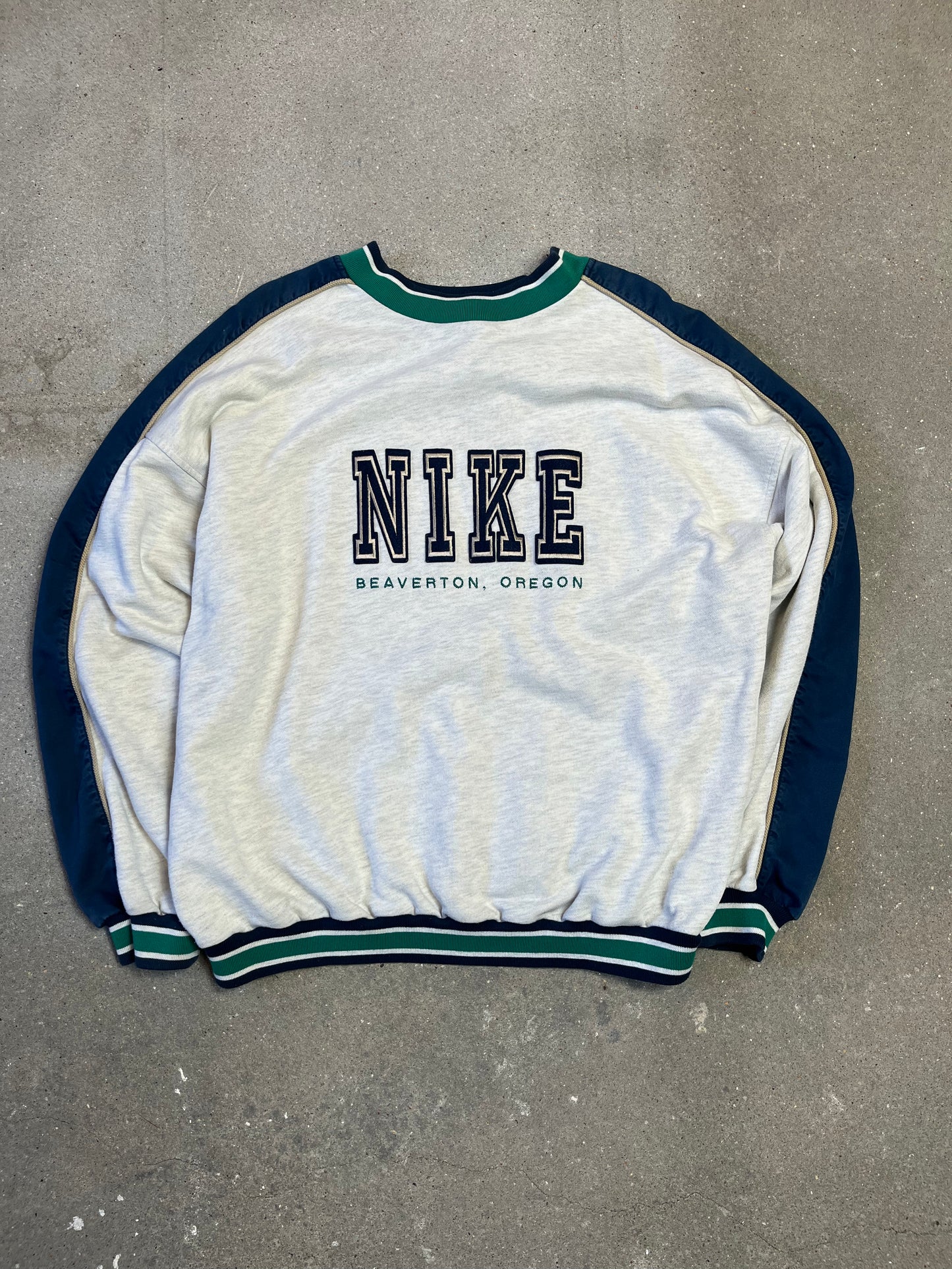 Rare 1980s Nike Spellout Beaverton Oregon Logo Sweatshirt (Made in USA) (XL)
