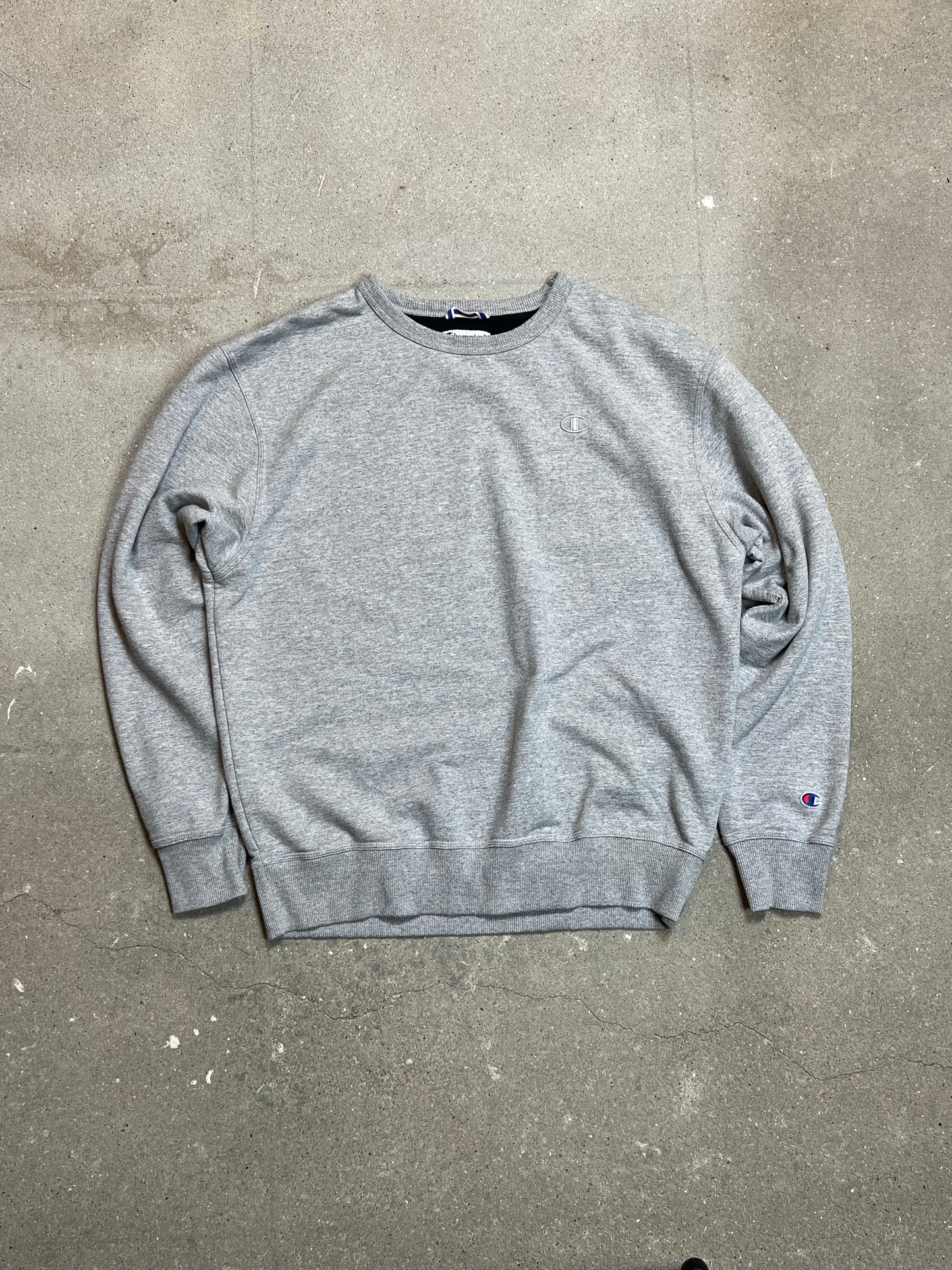 GREY VINTAGE CHAMPION SWEATSHIRT