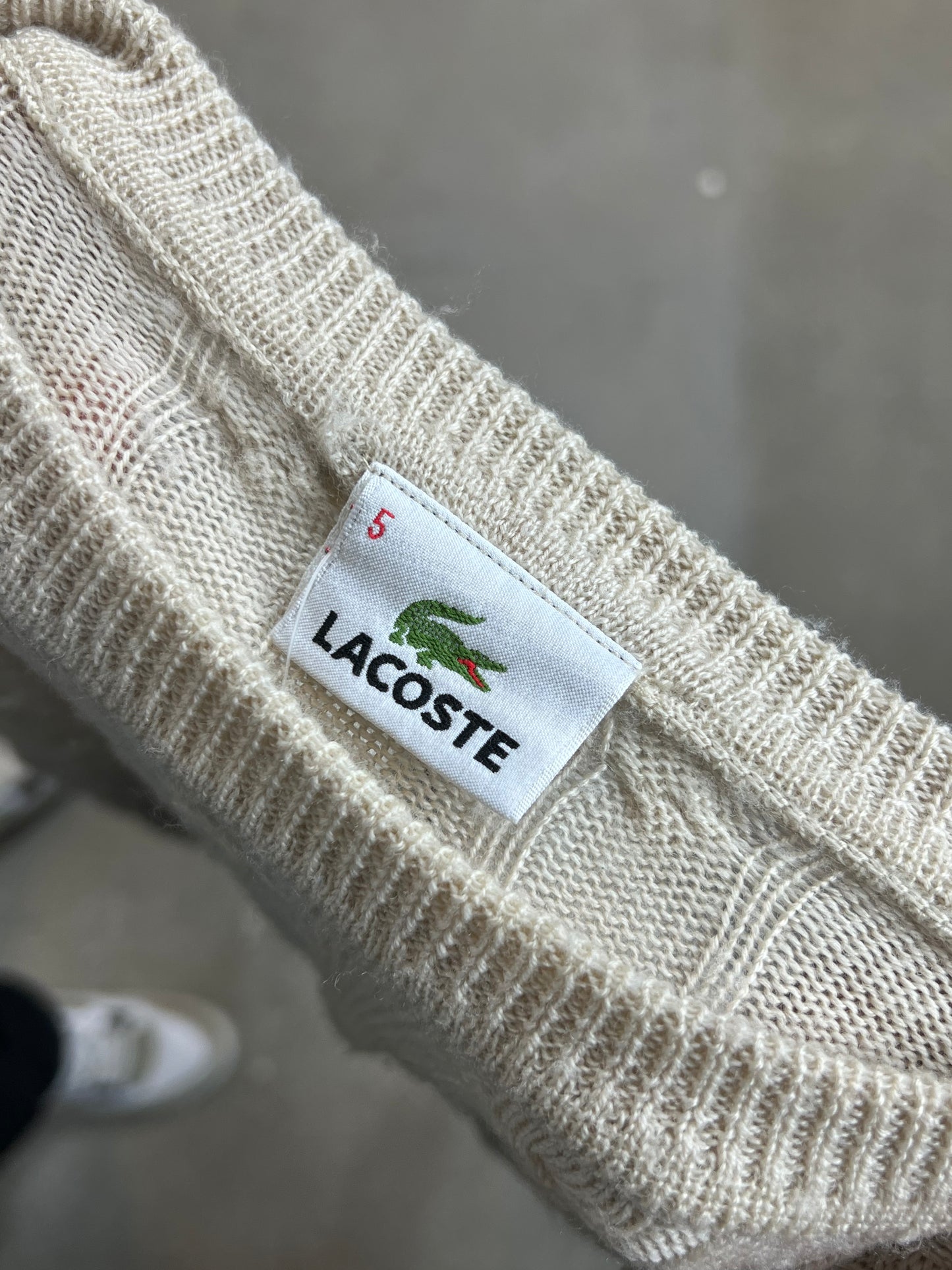 CRÉME/BEIGE VINTAGE LACOSTE LOGO CABLE KNIT (5 / Medium)