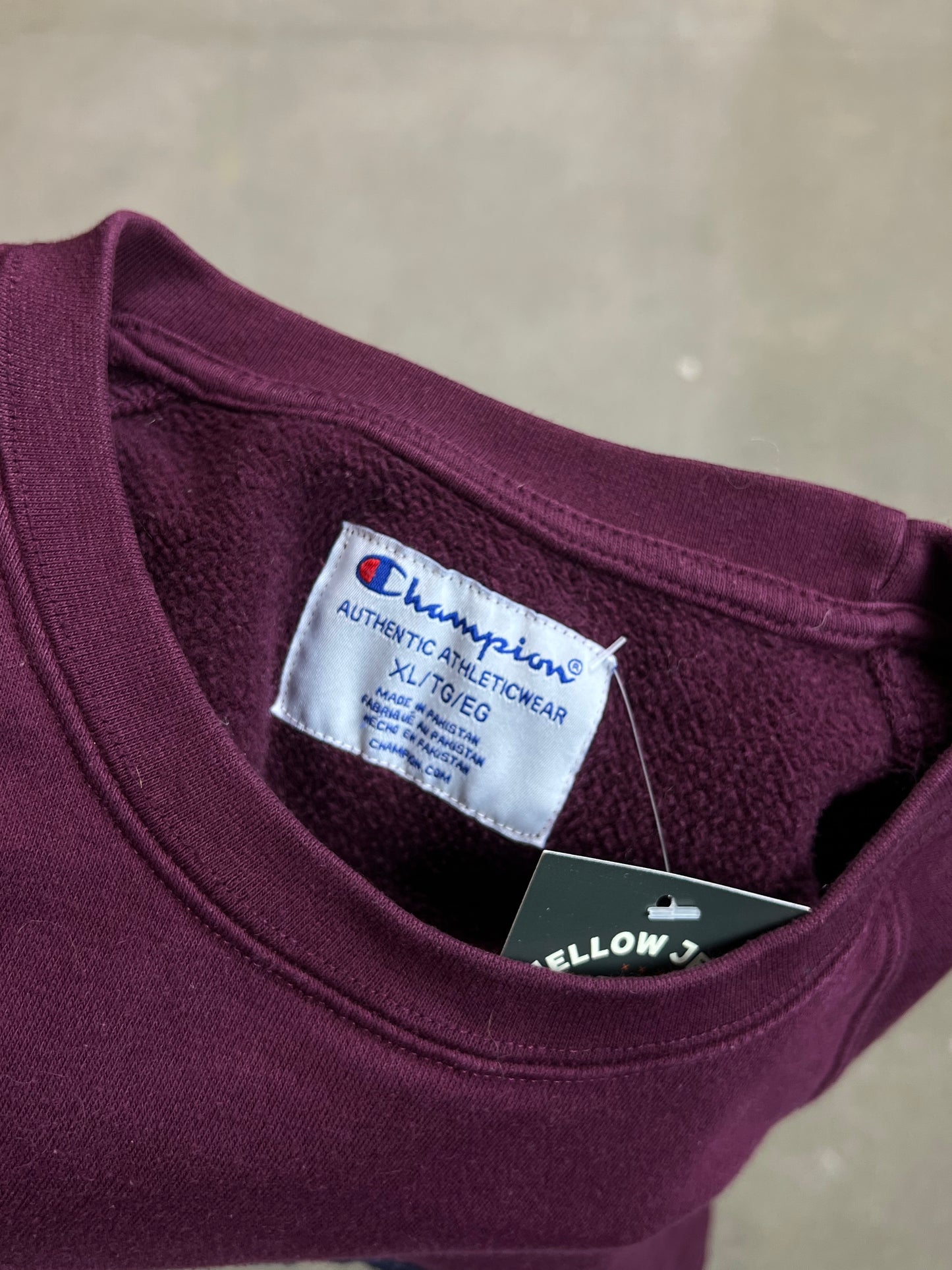 BURGUNDER VINTAGE CHAMPION SPELLOUT SWEATSHIRT (XL)