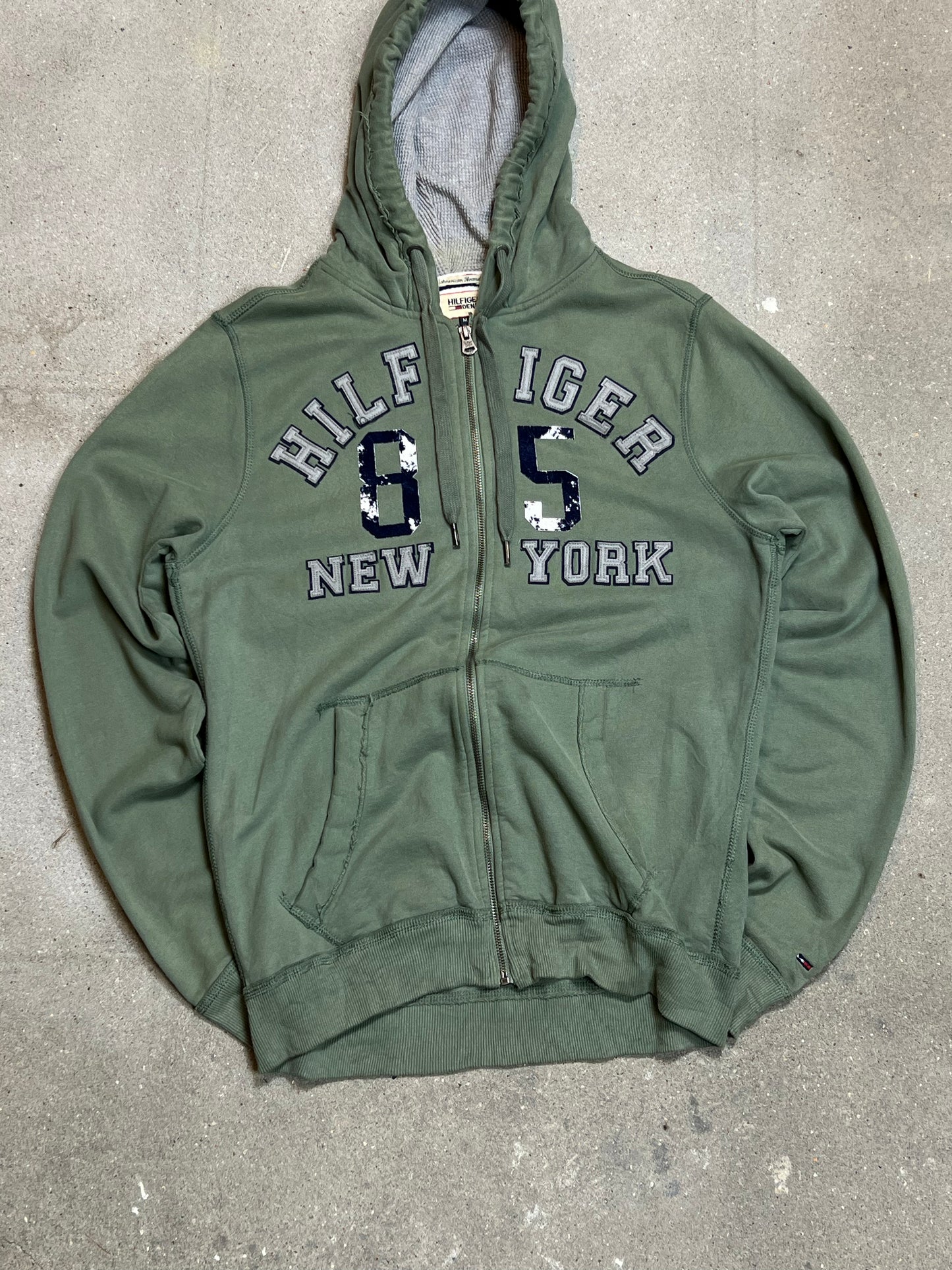 SAGE VINTAGE TOMMY HILFIGER ZIP HOODIE (Medium)