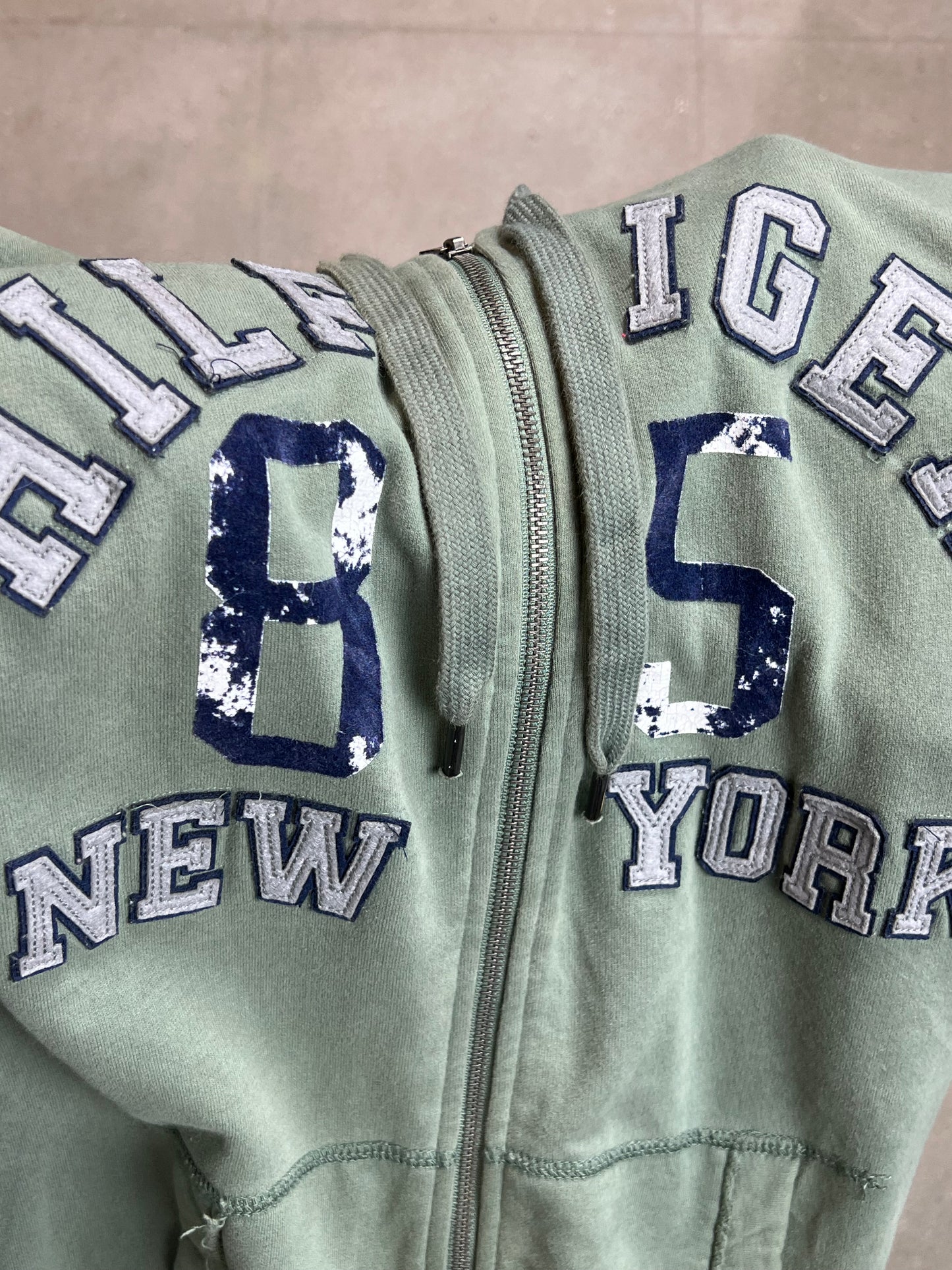 SAGE VINTAGE TOMMY HILFIGER ZIP HOODIE (Medium)