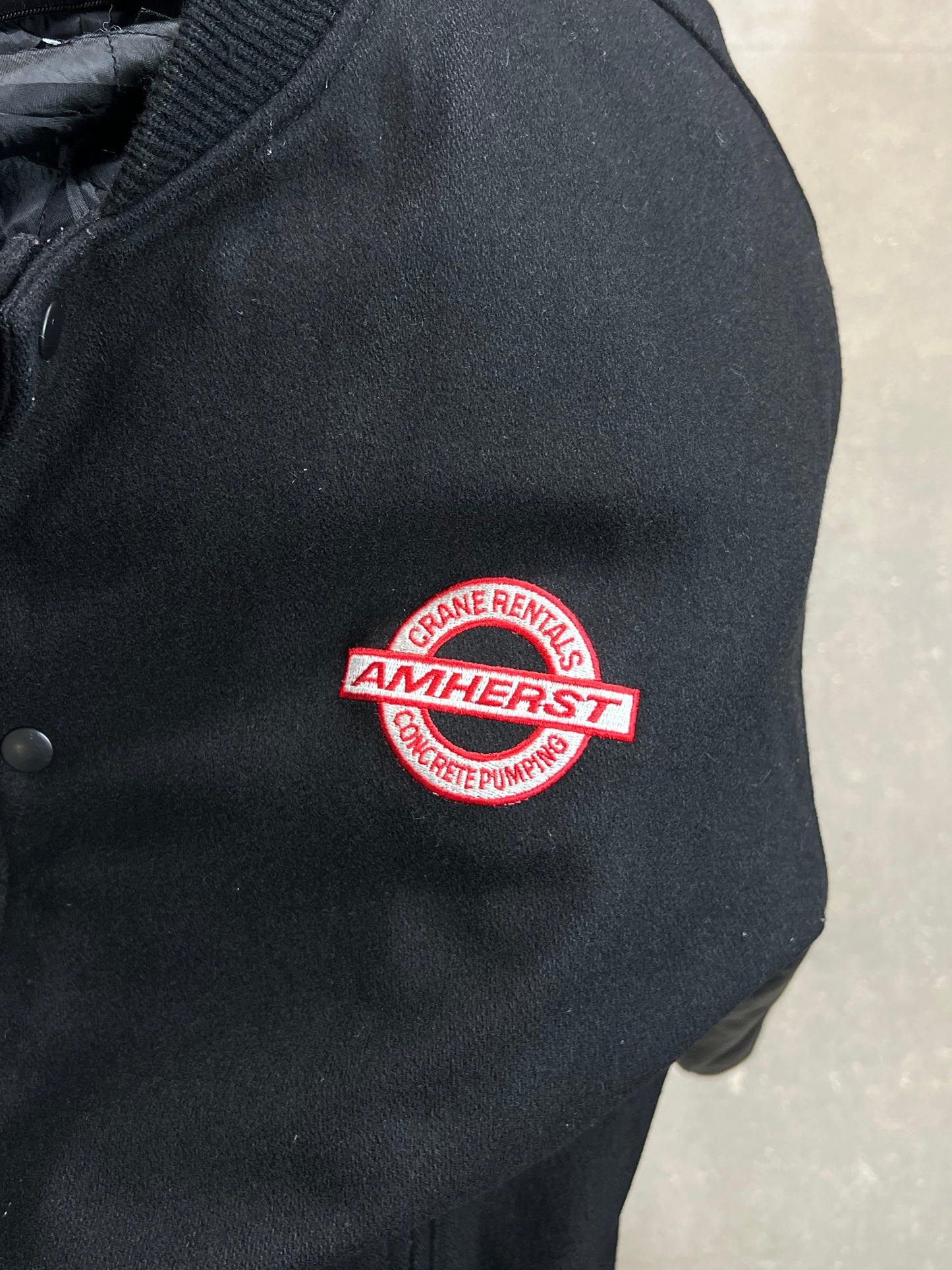 BLACK VARSITY JACKET UNBRANDED (XXL)