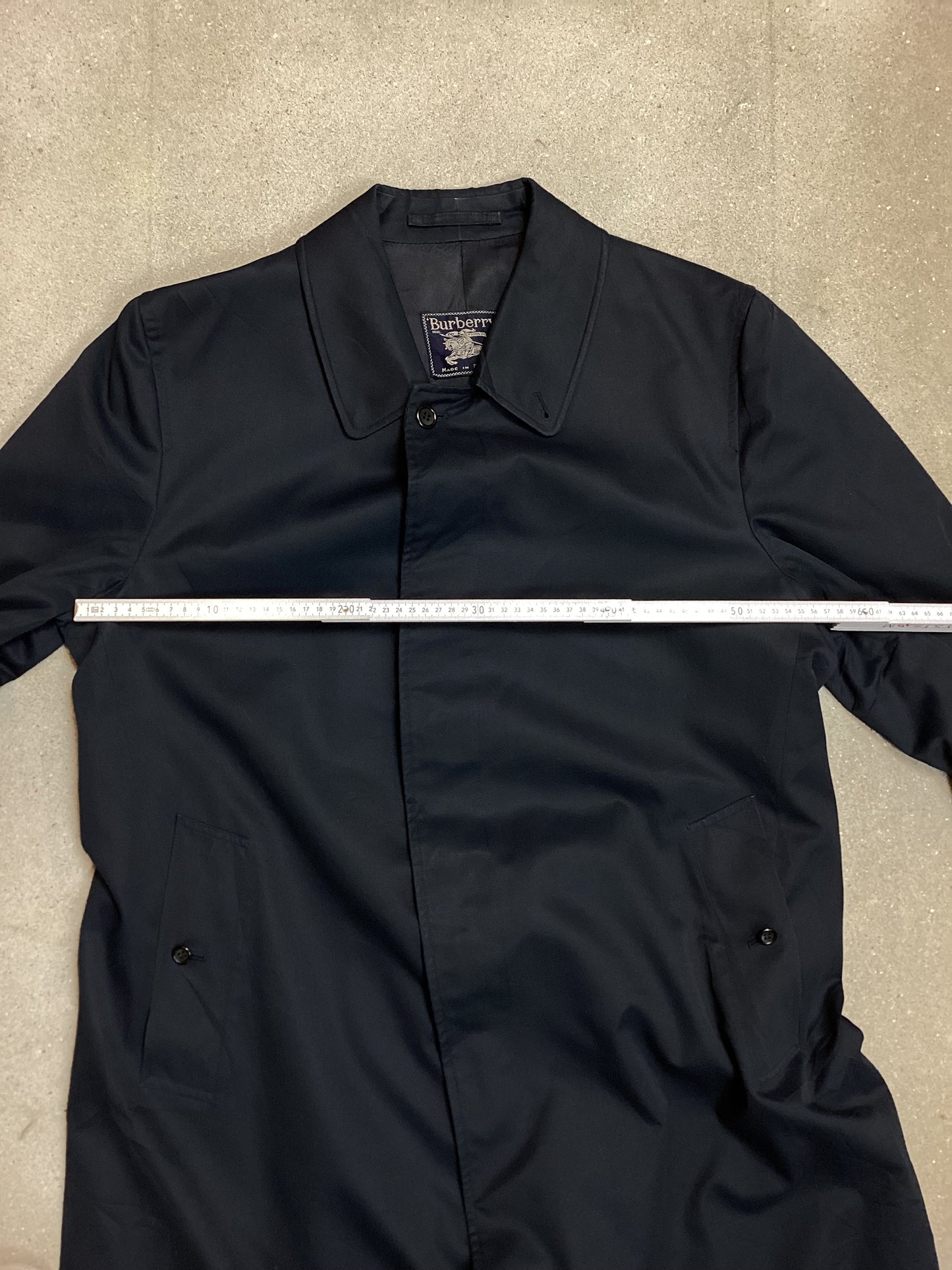 DARK NAVY VINTAGE BURBERRY COAT (Medium)