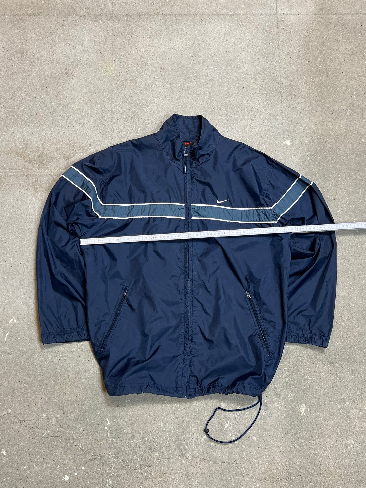 MARINEBLAUE VINTAGE-NIKE-JACKE (KLEIN)