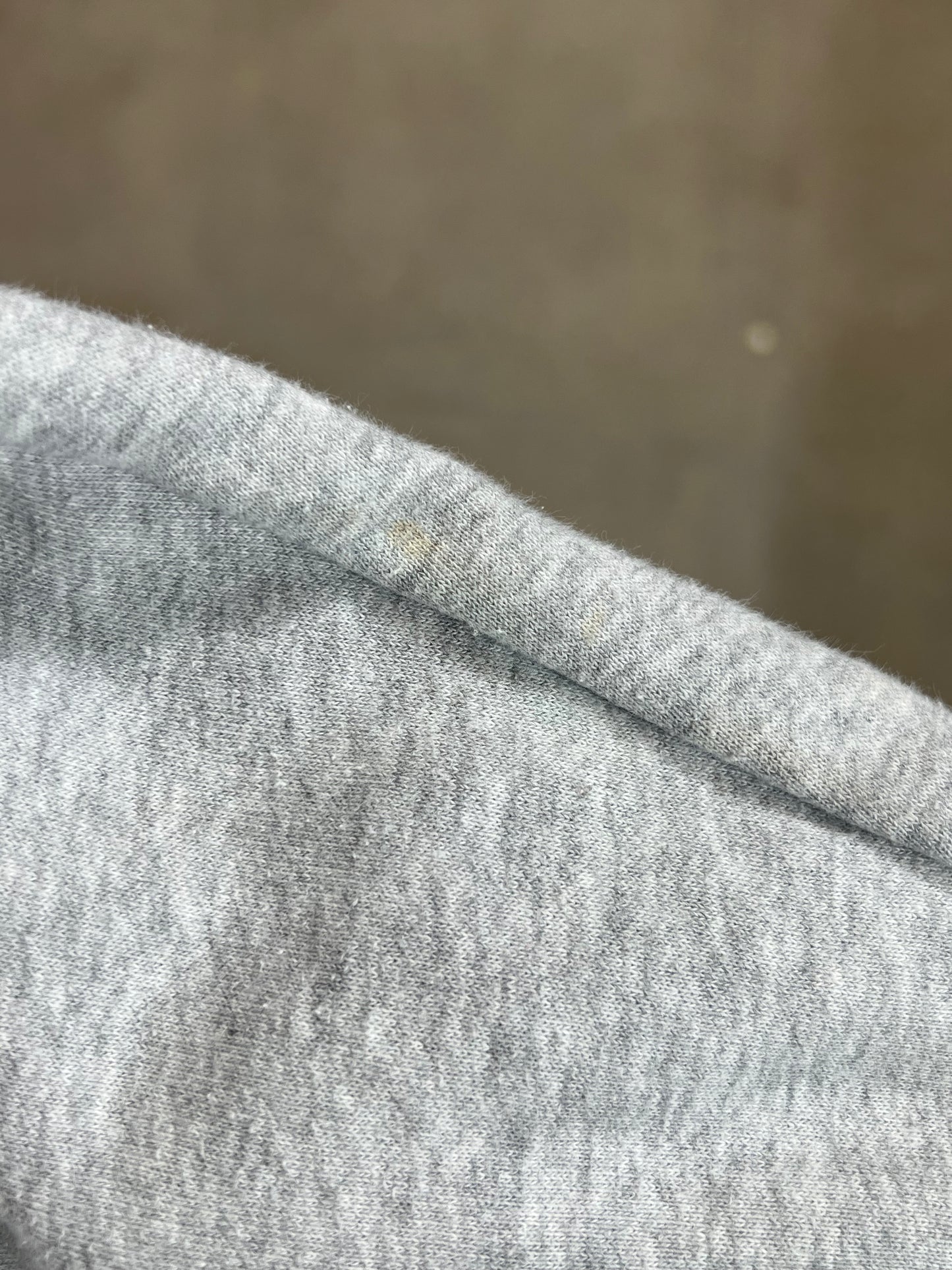 GREY VINTAGE PUMA SWEATSHIRT (XL)