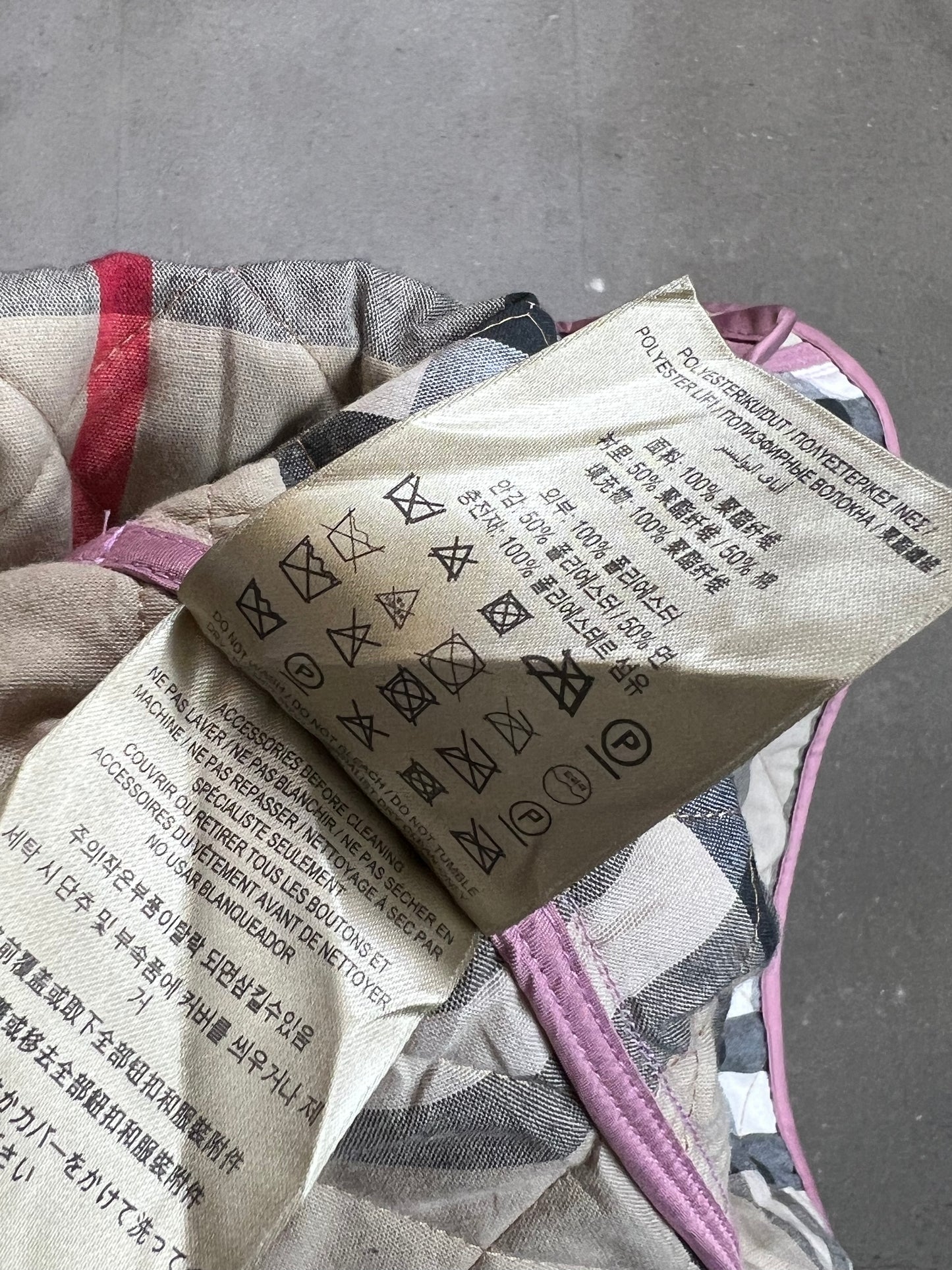 ROSA VINTAGE-BURBERRY-JACKE (GROSS)