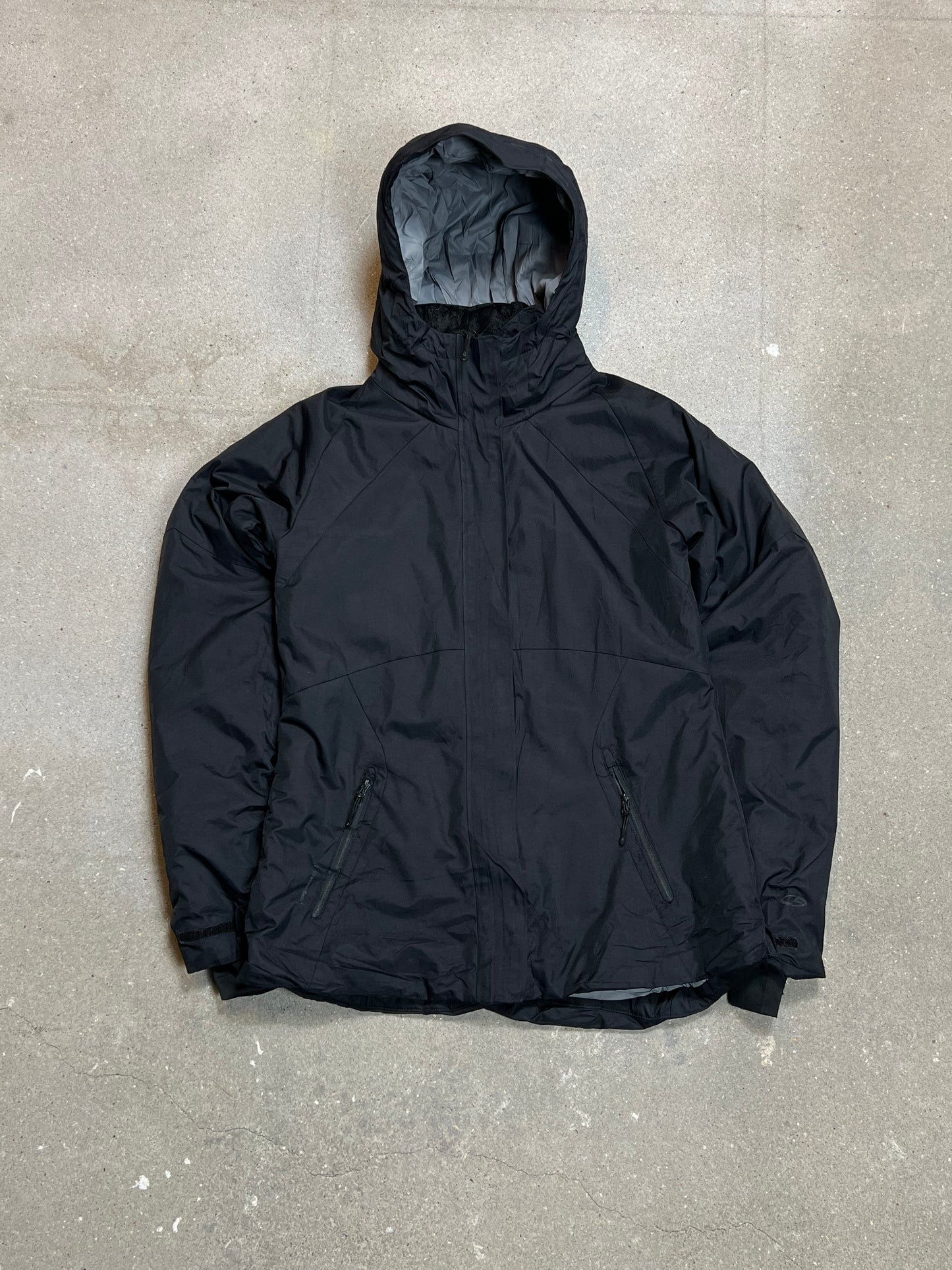 BLACK VINTAGE CHAMPION JACKET (SMALL)