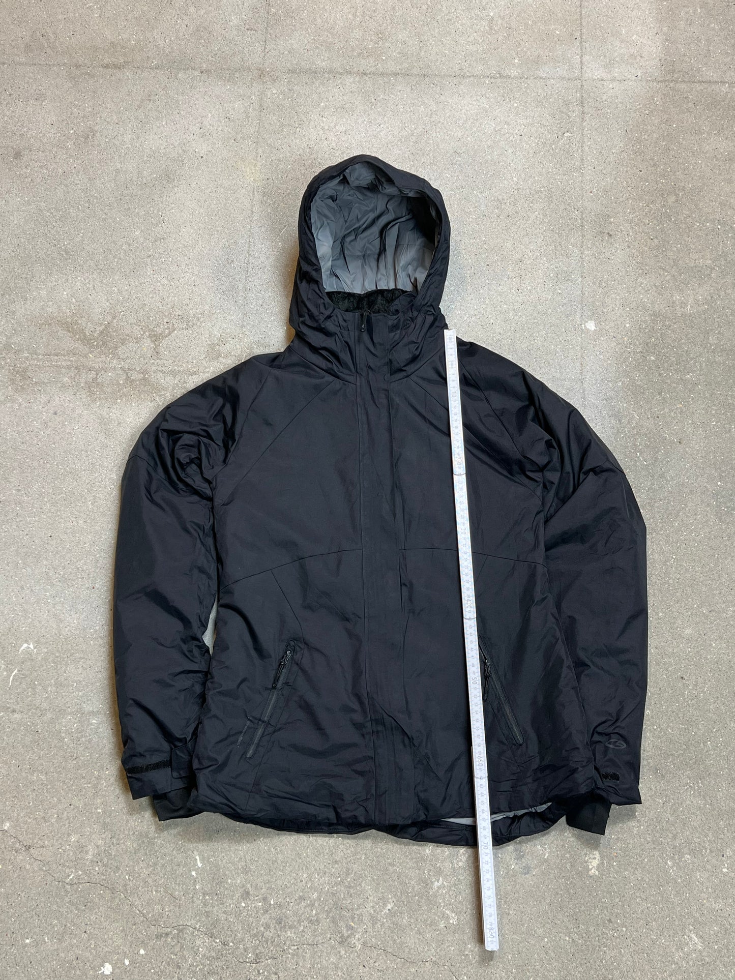 BLACK VINTAGE CHAMPION JACKET (SMALL)