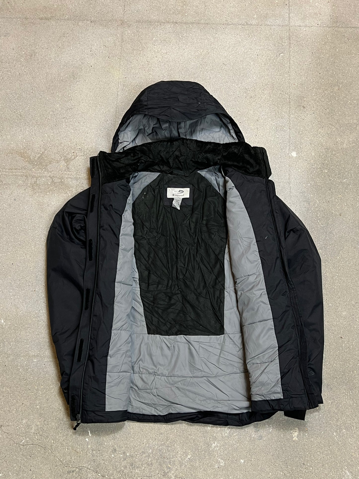 BLACK VINTAGE CHAMPION JACKET (SMALL)