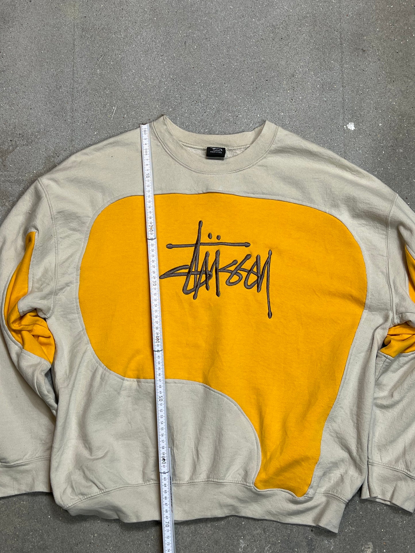 STUSSY VINTAGE RENEWED UPCYCLED SWEATSHIRT (XL)