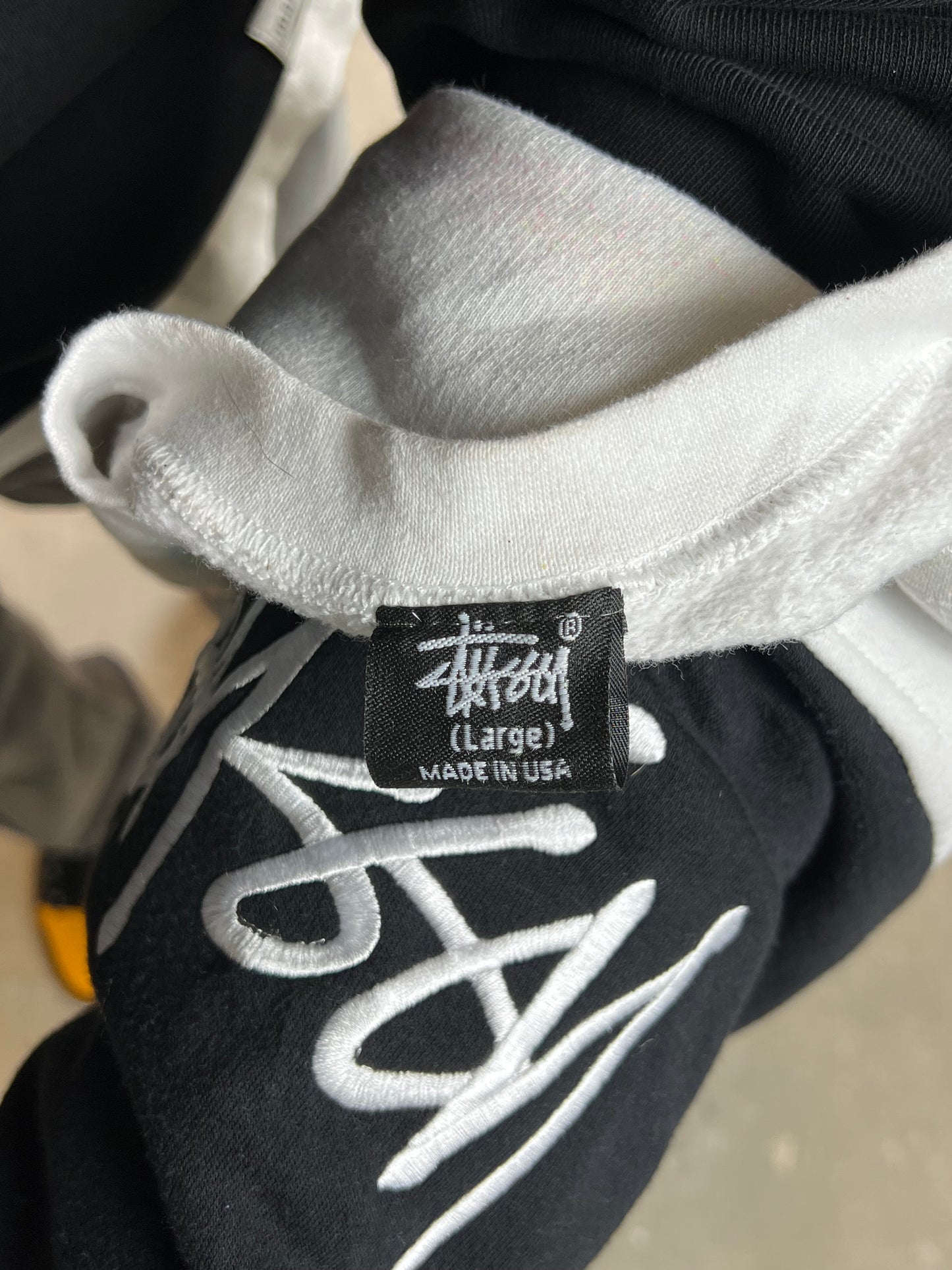 STUSSY VINTAGE RENEWED UPCYCLED SWEATSHIRT (MEDIUM)