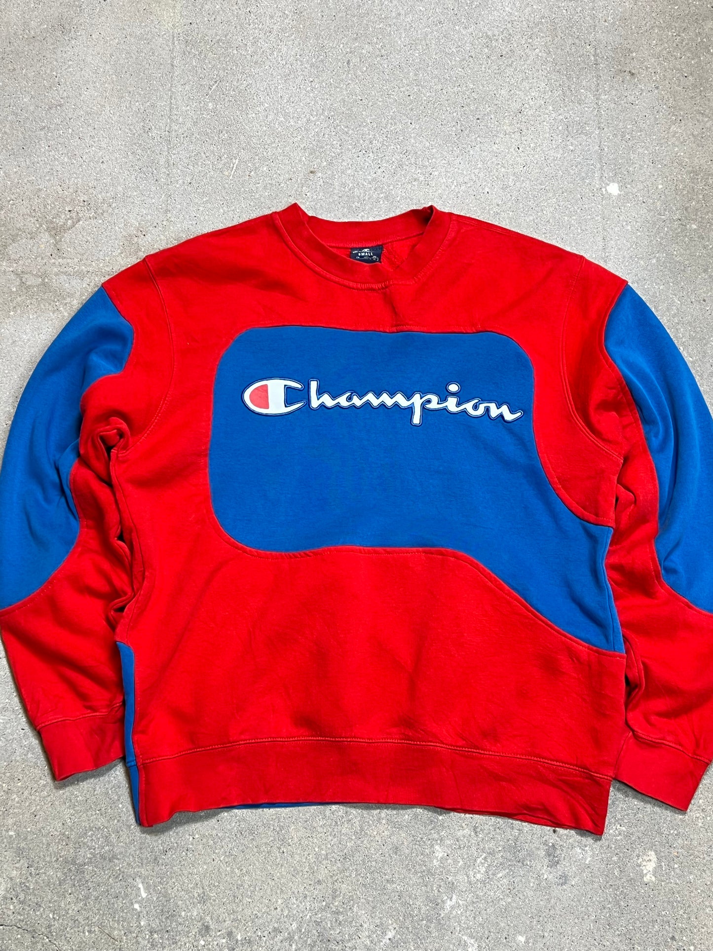 CHAMPION SPELL-OUT RENEWED UPCYCLED SWEATSHIRT (XL)