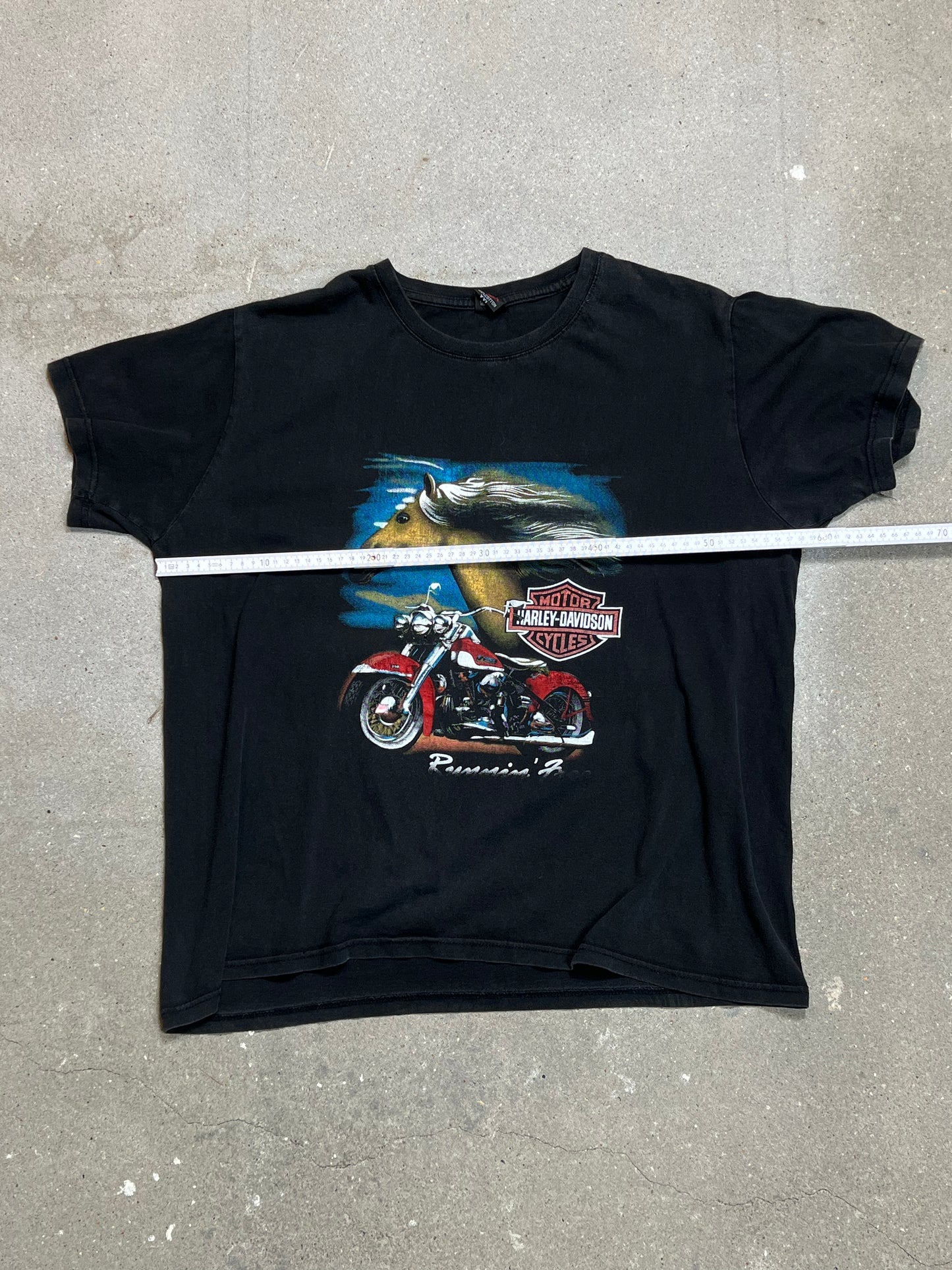 VERFASSENES SCHWARZES HARLEY DAVIDSON T-Shirt „RUNNIN FREE“ (Etikett XXLARGE – passend für XL)