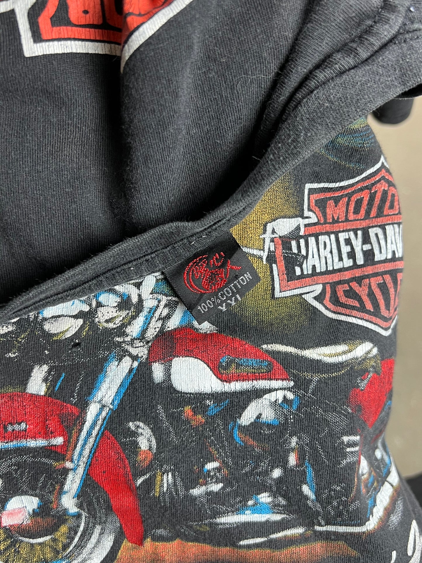 VERFASSENES SCHWARZES HARLEY DAVIDSON T-Shirt „RUNNIN FREE“ (Etikett XXLARGE – passend für XL)