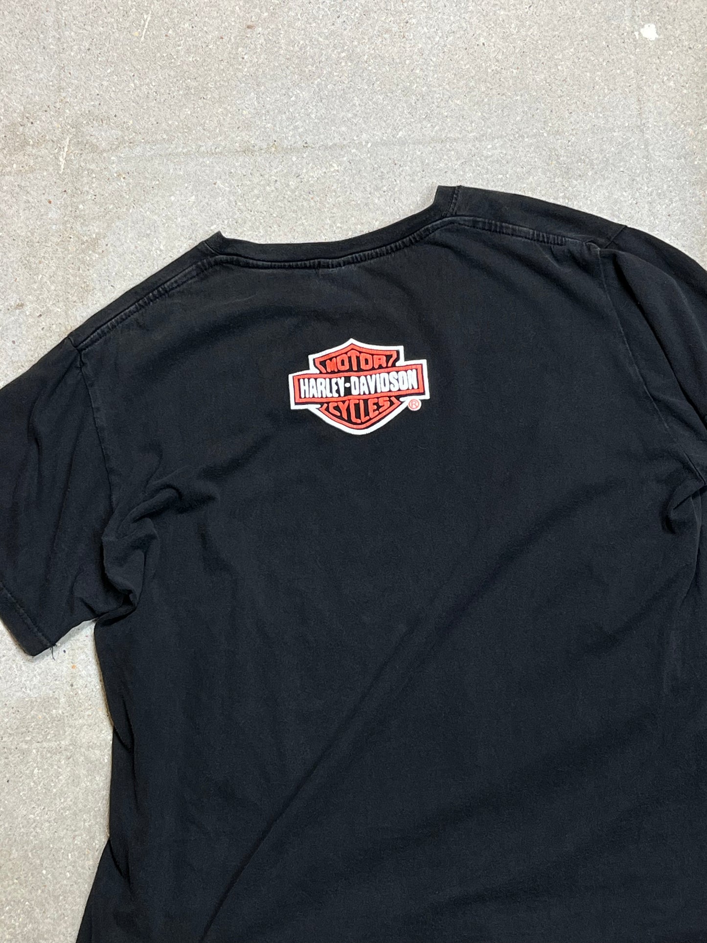 VERFASSENES SCHWARZES HARLEY DAVIDSON T-Shirt „RUNNIN FREE“ (Etikett XXLARGE – passend für XL)