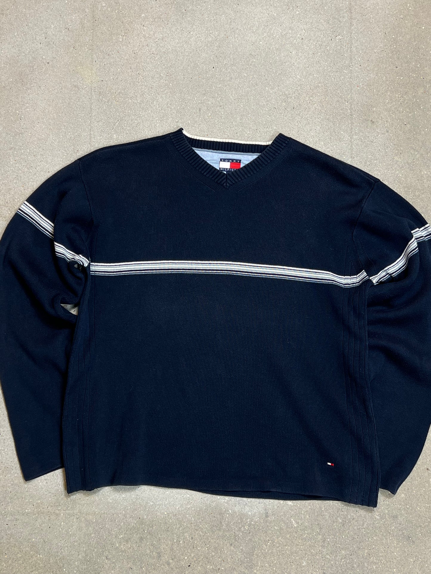 NAVY 90s VINTAGE TOMMY HILFIGER V-NECK COTTON KNIT (XL)