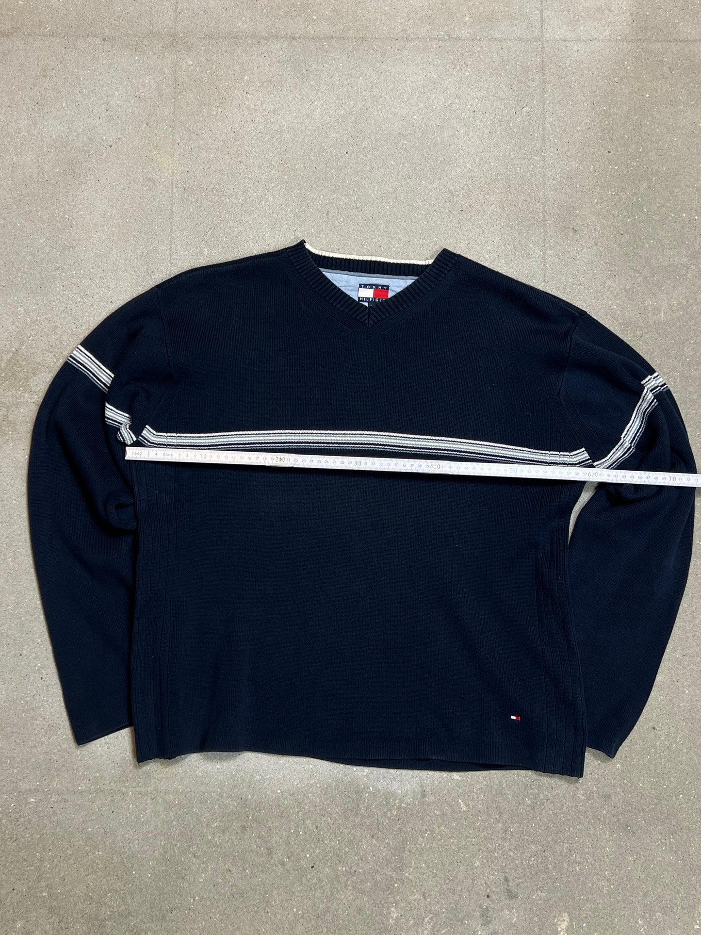 NAVY 90s VINTAGE TOMMY HILFIGER V-NECK COTTON KNIT (XL)