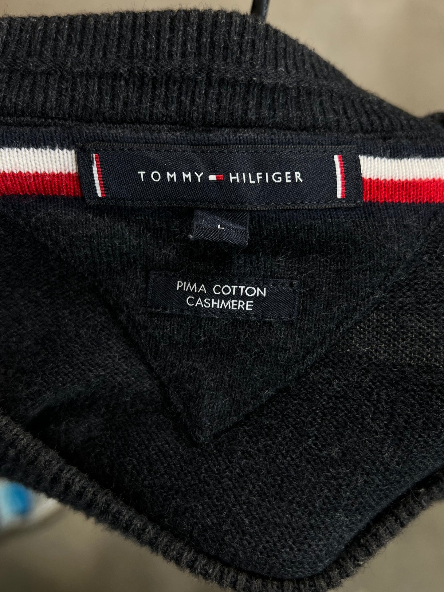 DK GREY VINTAGE TOMMY HILFIGER CASHMERE PIMA COTTON KNIT (LARGE)