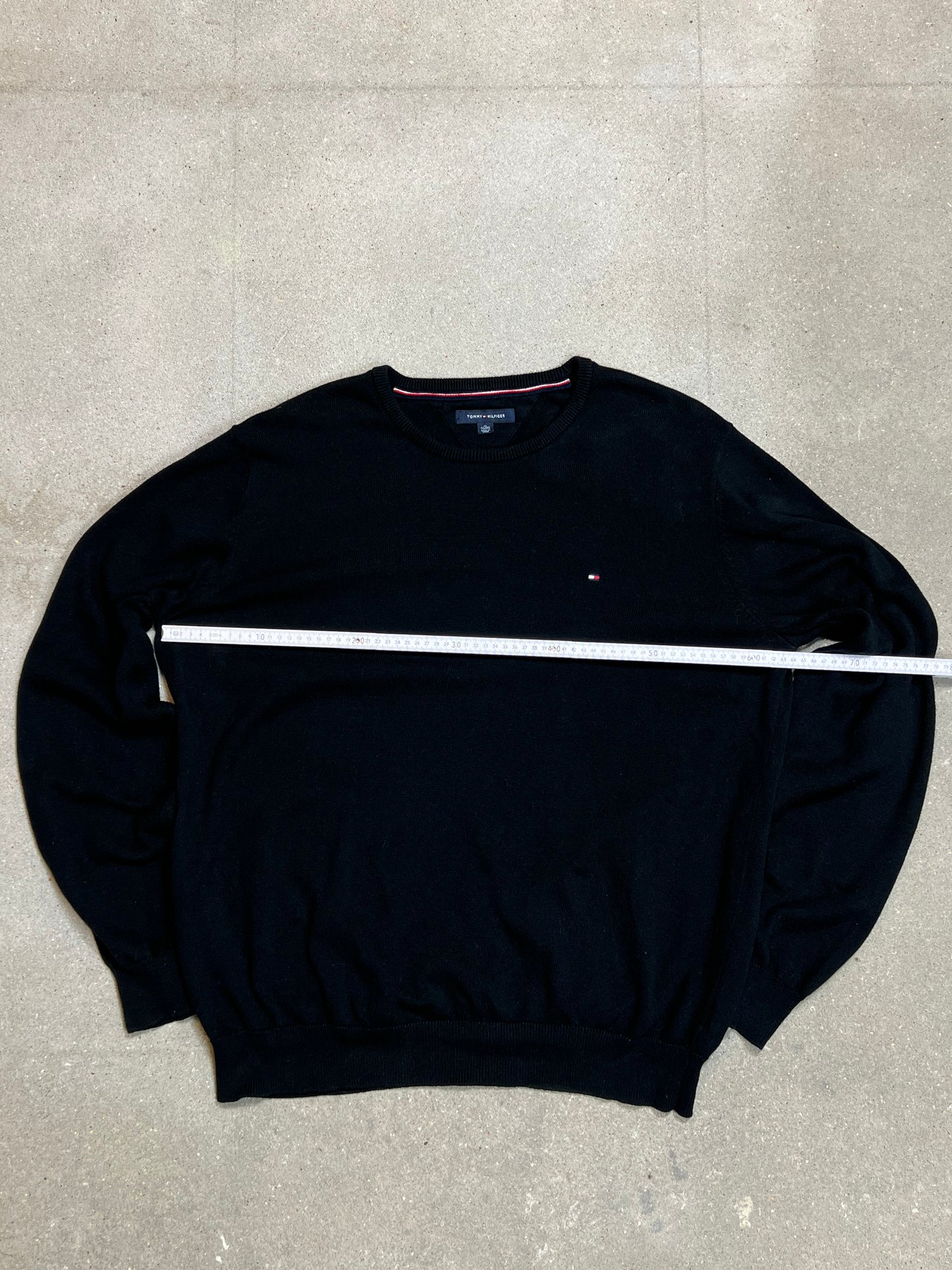BLACK VINTAGE TOMMY HILFIGER O-NECK COTTON KNIT (XL)