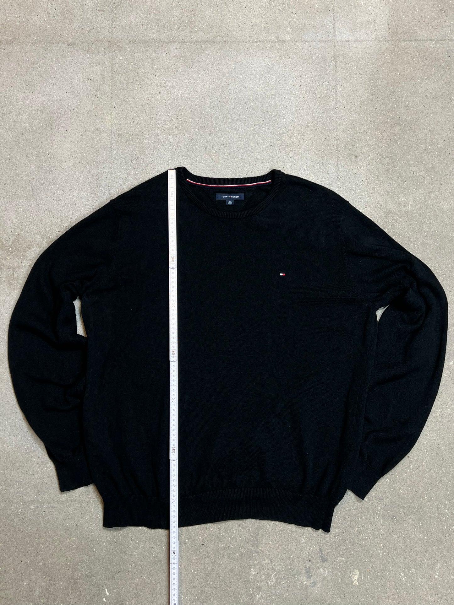 BLACK VINTAGE TOMMY HILFIGER O-NECK COTTON KNIT (XL)