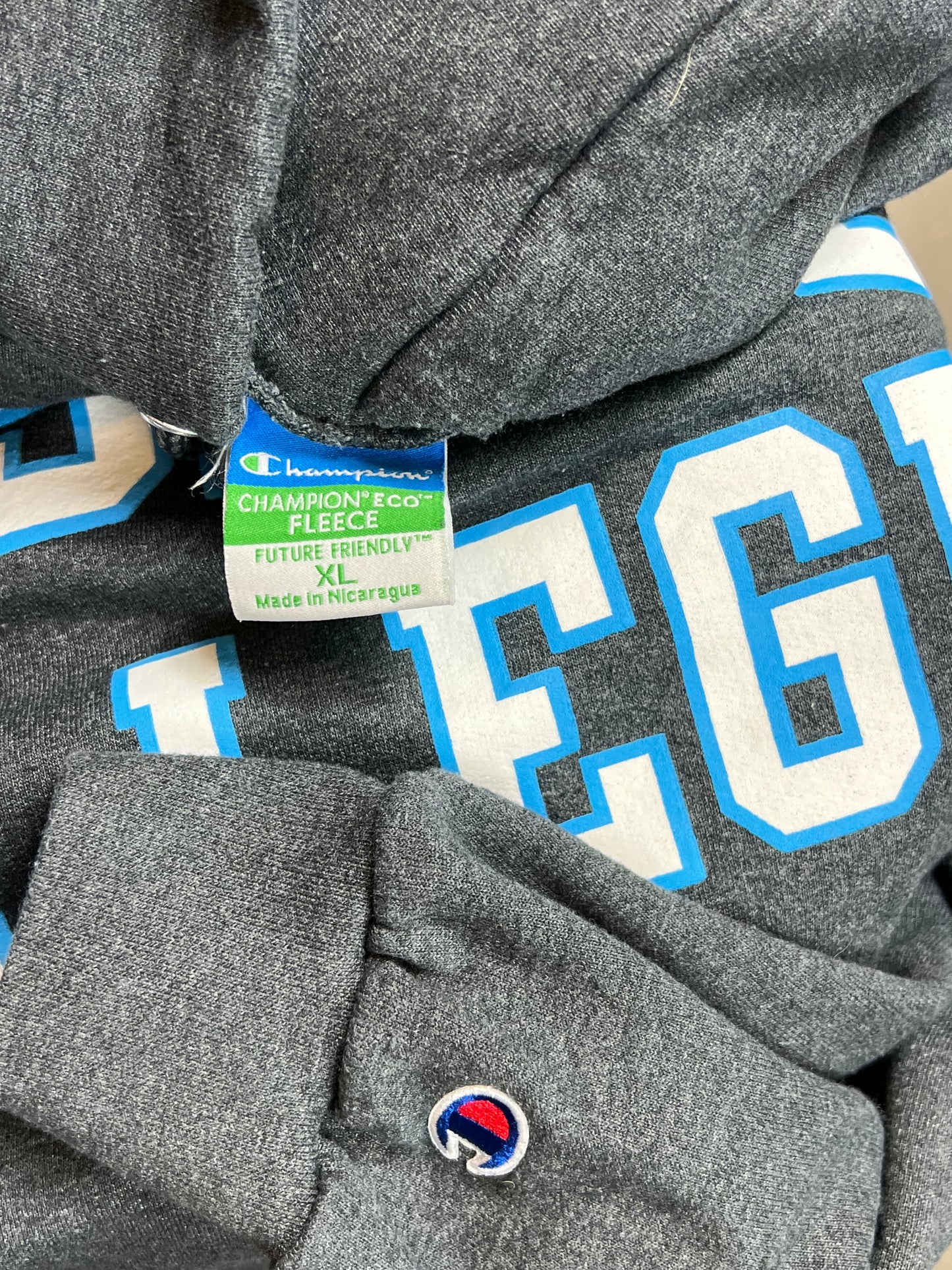 GREY VINTAGE CHAMPION USA VARSITY LASELL COLLEGE HOODIE (XL)