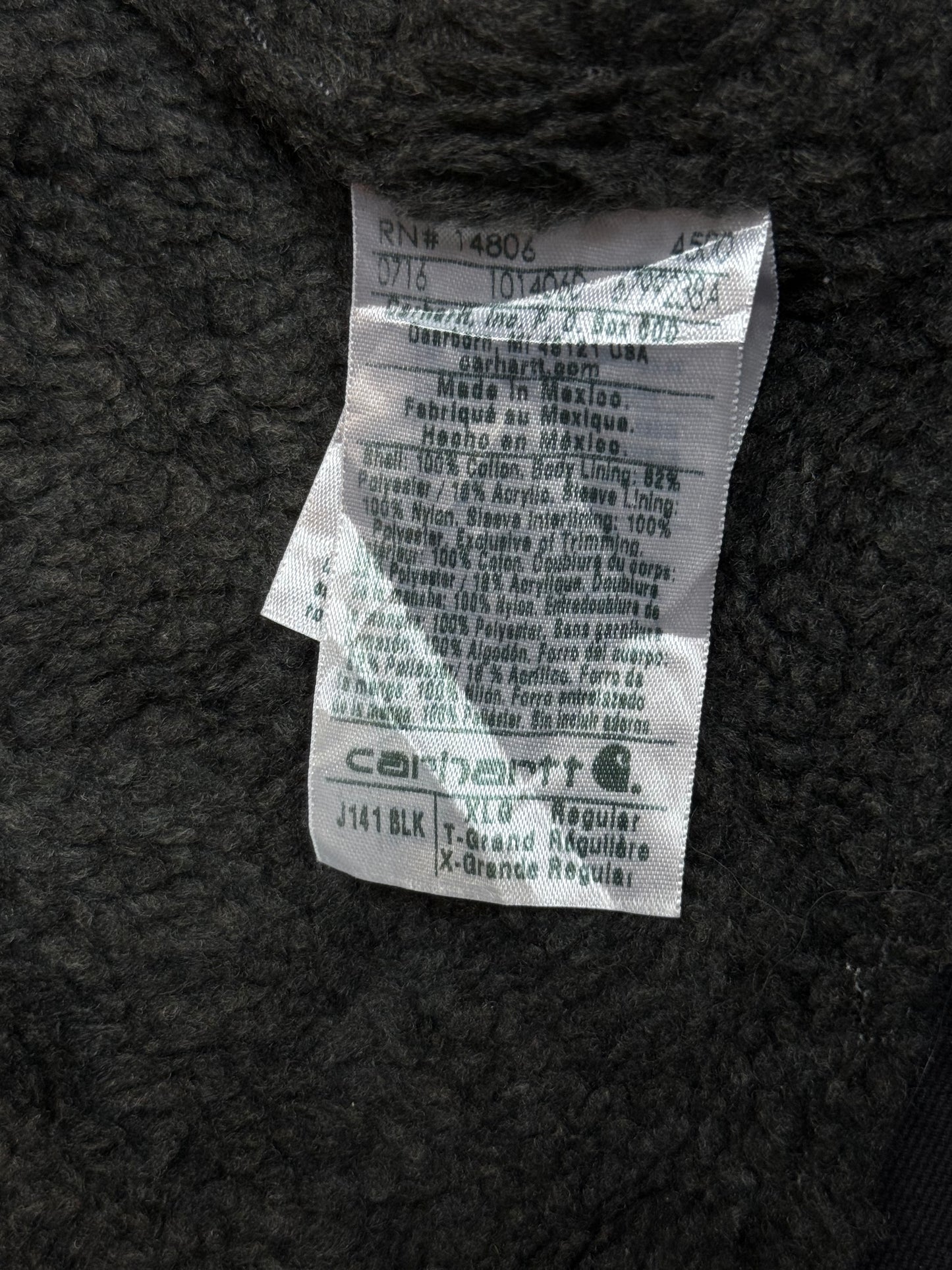 1990s Carhartt J141-BLK Mens Black Sherpa Lined Work Hooded Active Jacket (size XL Regular) Made in Mexico