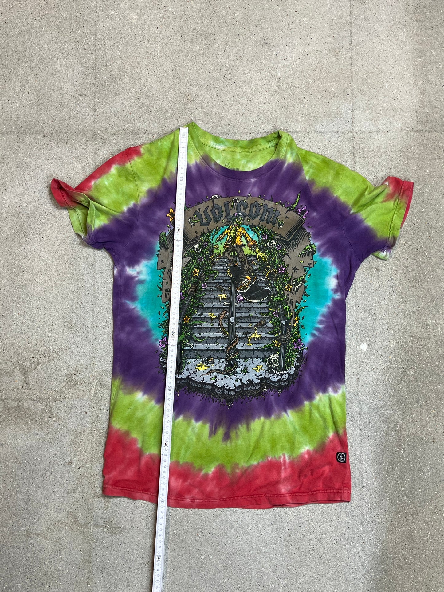 VINTAGE VOLCOM x JAIME BROWNE FRONT PRINT TEE SLIM FIT (SMALL)