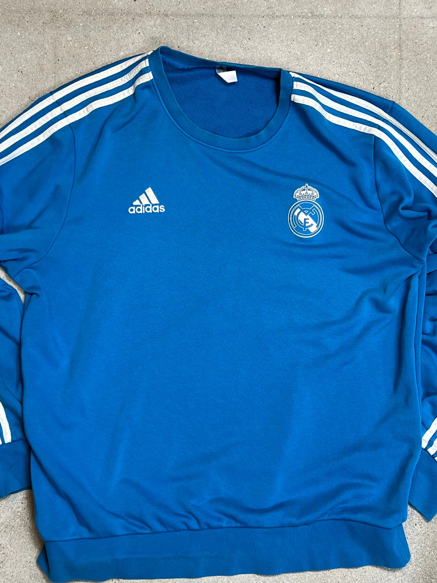 AZURE BLUE VINTAGE ADIDAS REAL MADRID FOOTBALL SWEATSHIRT (XL)