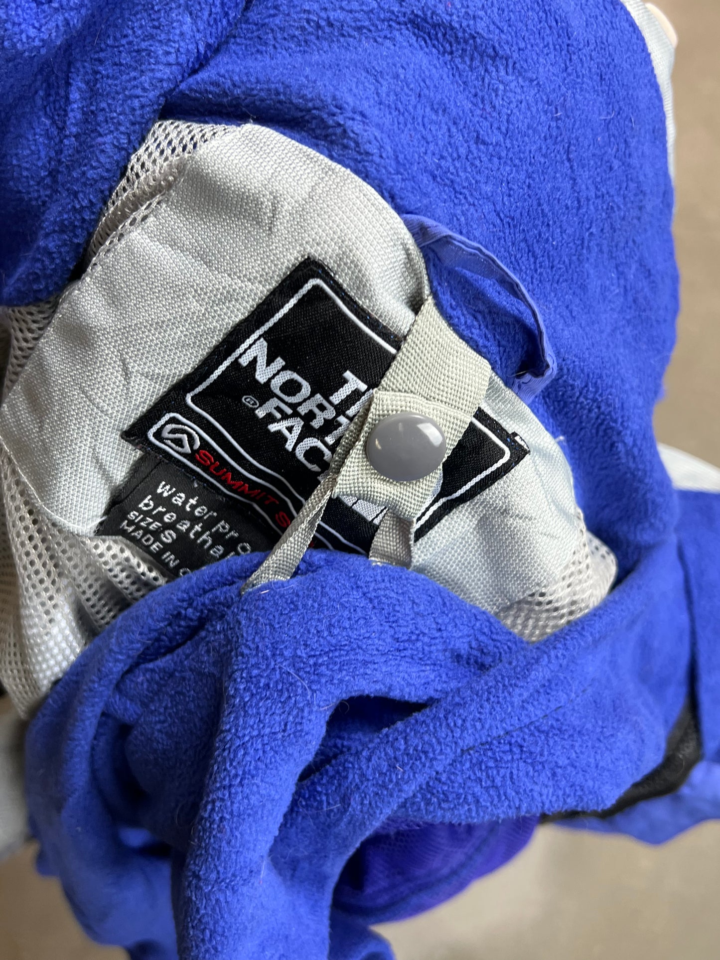 GREY BLUE LILA THE NORTH FACE 2-in-1 HYVENT SUMMIT SERIES JACKET (SMALL)
