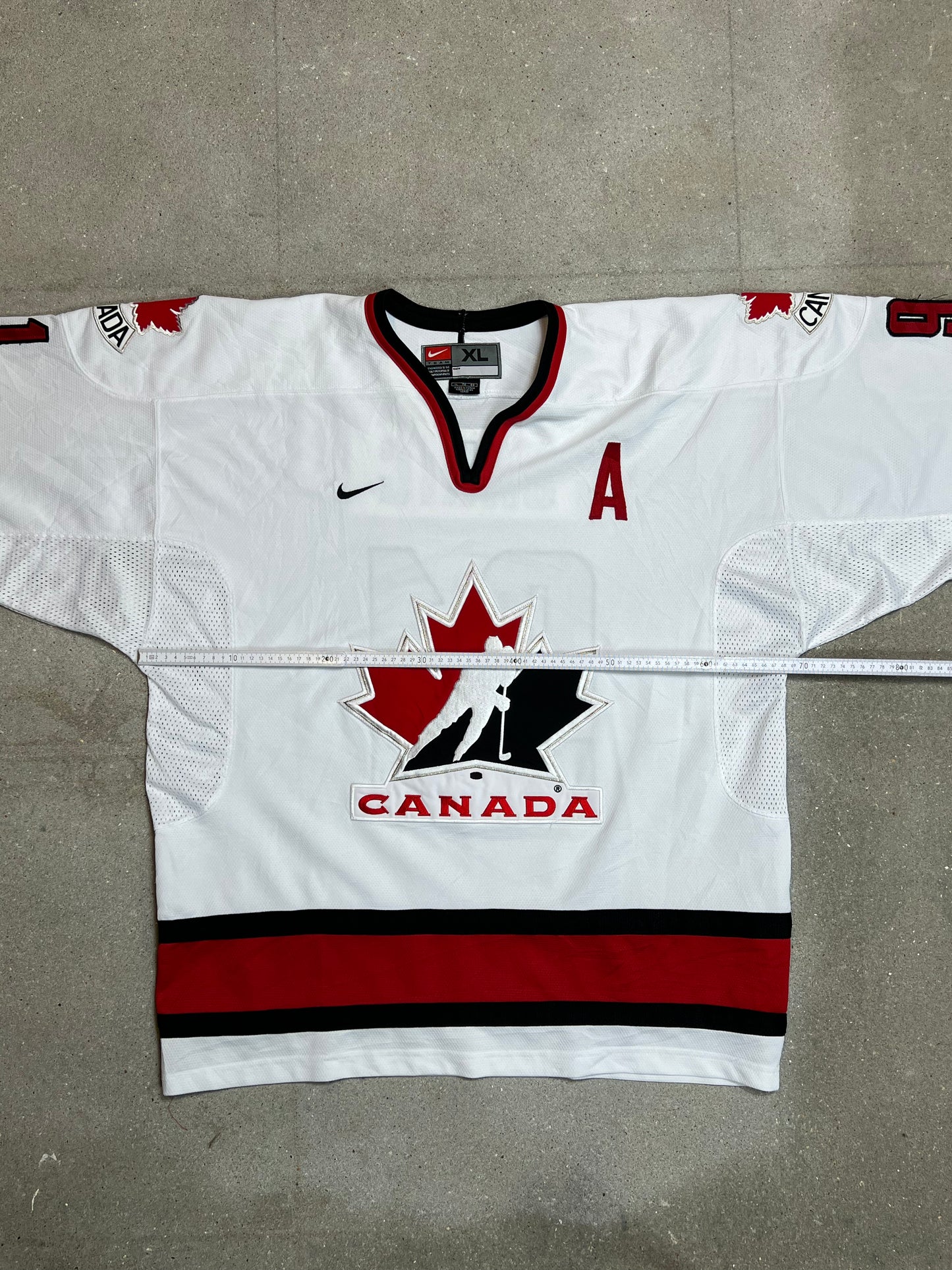 RARE VINTAGE TEAM NIKE x 2002 OLYMPICS TEAM CANDA JOE SAKIC 91 ICE HOCKEY JERSEY (JOE MADE THE GOLD MEDAL GOAL VS USA) (XLARGE)