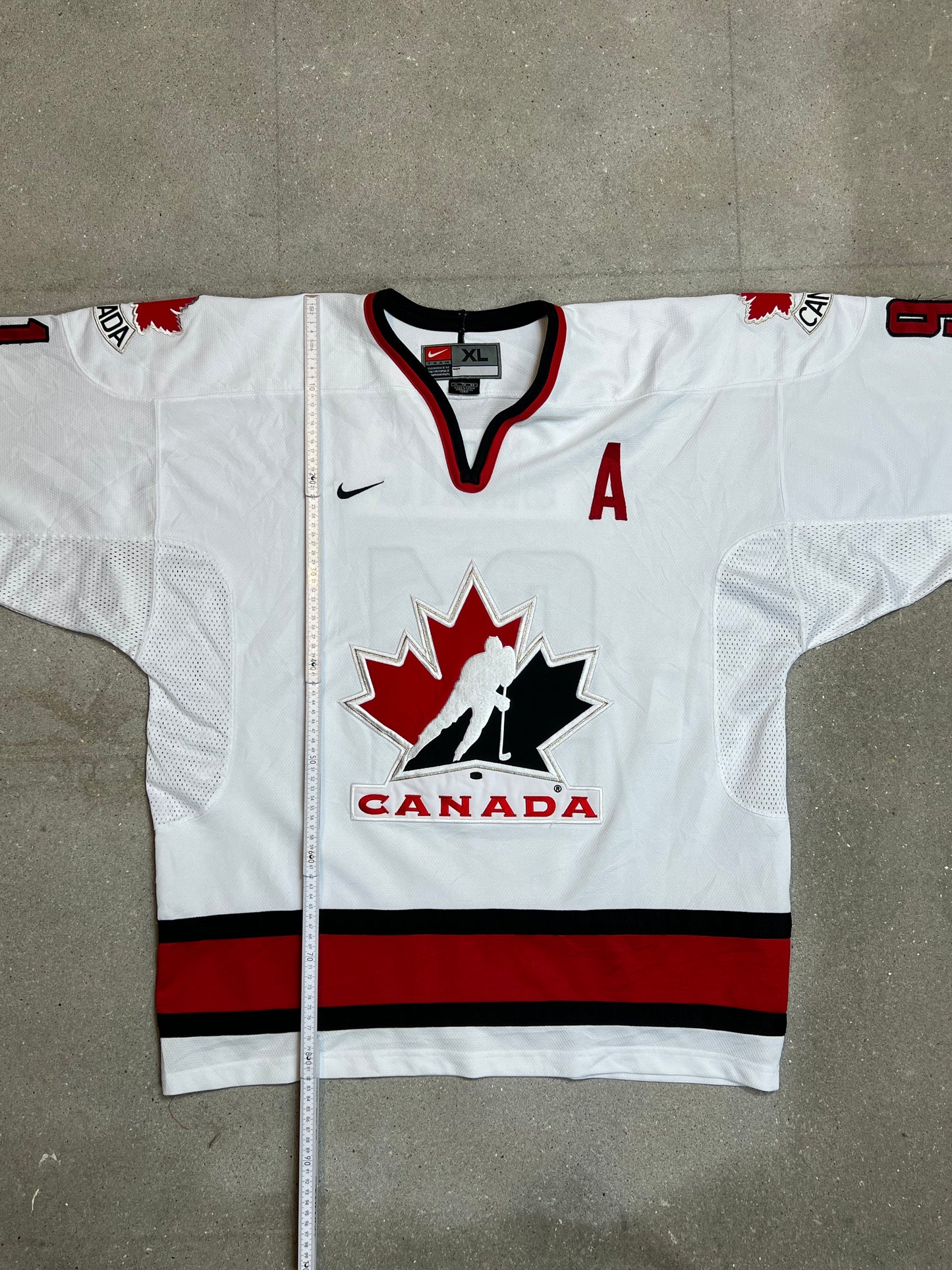 RARE VINTAGE TEAM NIKE x 2002 OLYMPICS TEAM CANDA JOE SAKIC 91 ICE HOCKEY JERSEY (JOE MADE THE GOLD MEDAL GOAL VS USA) (XLARGE)