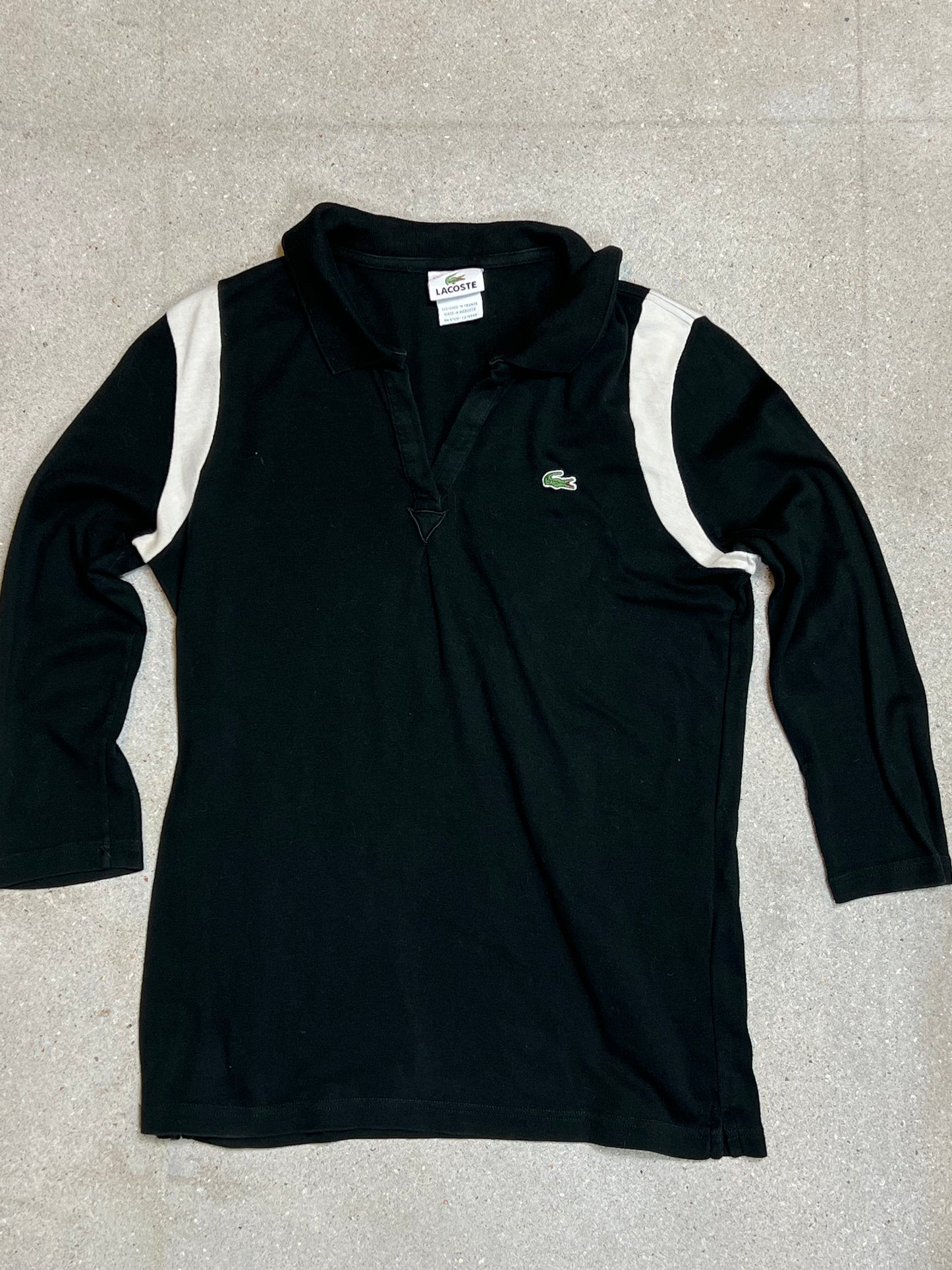 BLACK VINTAGE LACOSTE LOGO GOLF PIQUE POLO 3/4 SLEEVE (42 / XS )