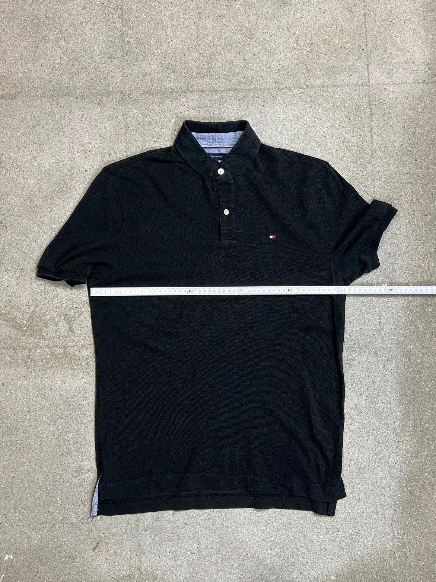 BLACK VINTAGE TOMMY HILFIGER PIQUE POLO (SMALL)