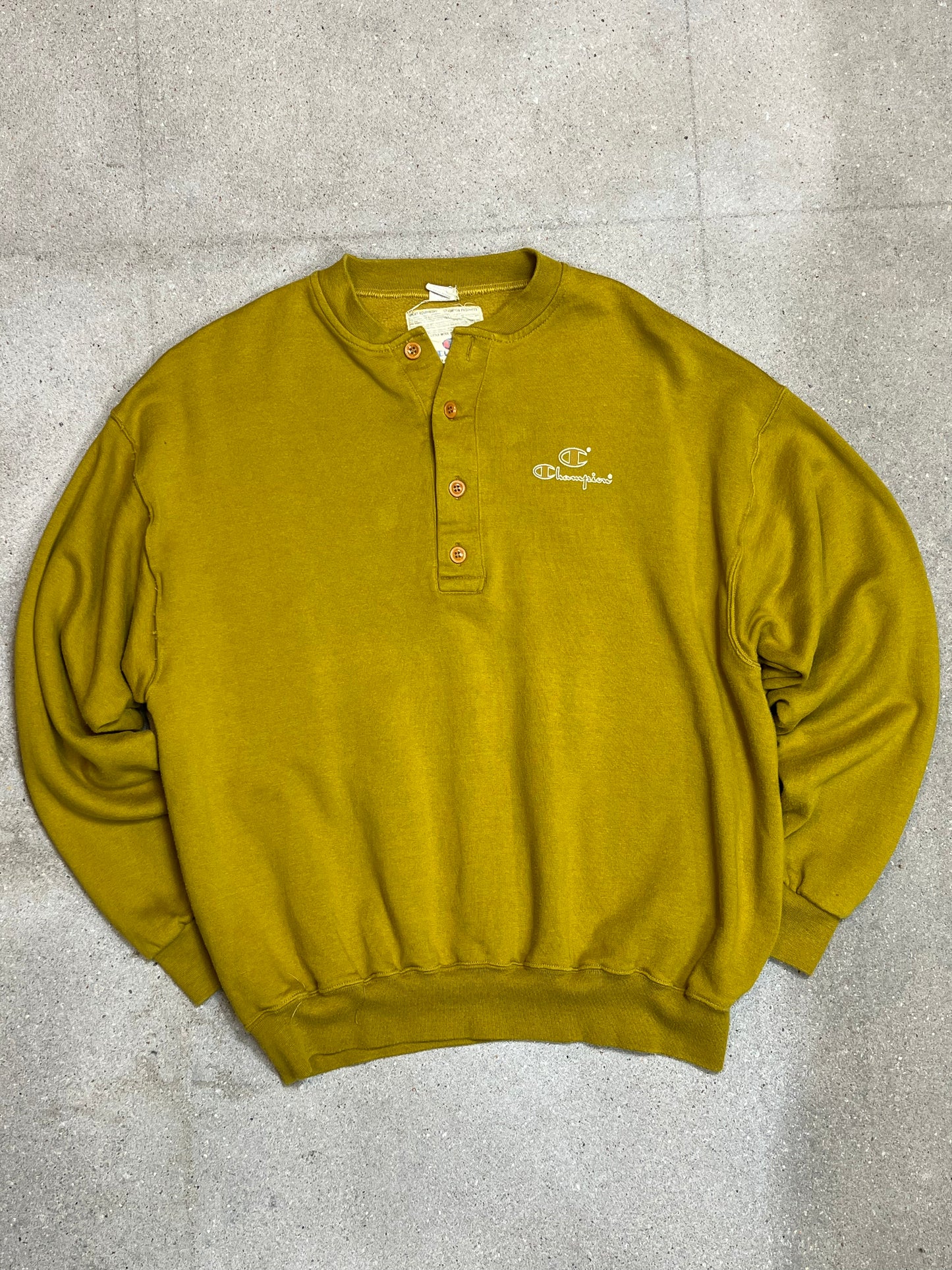 MUSTARD YELLOW 1990s VINTAGE CHAMPION BUTTON SWEATSHIRT MADE IN ITALY (LARGE)