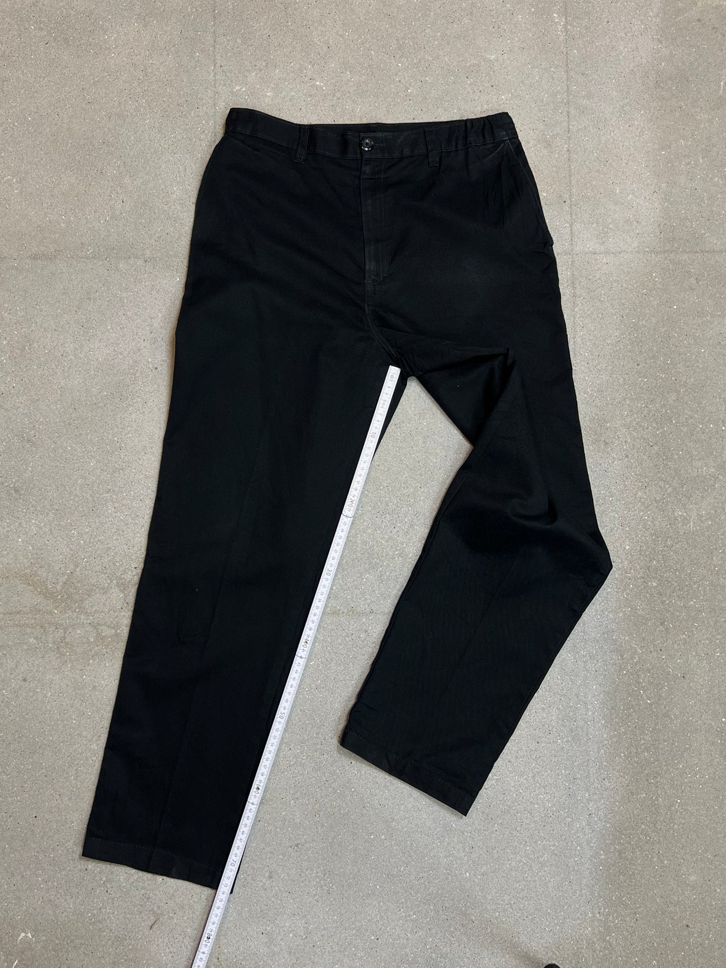 BLACK VINTAGE 90s DICKIES WORKER PANTS MADE IN MEXICO (W30"L30")