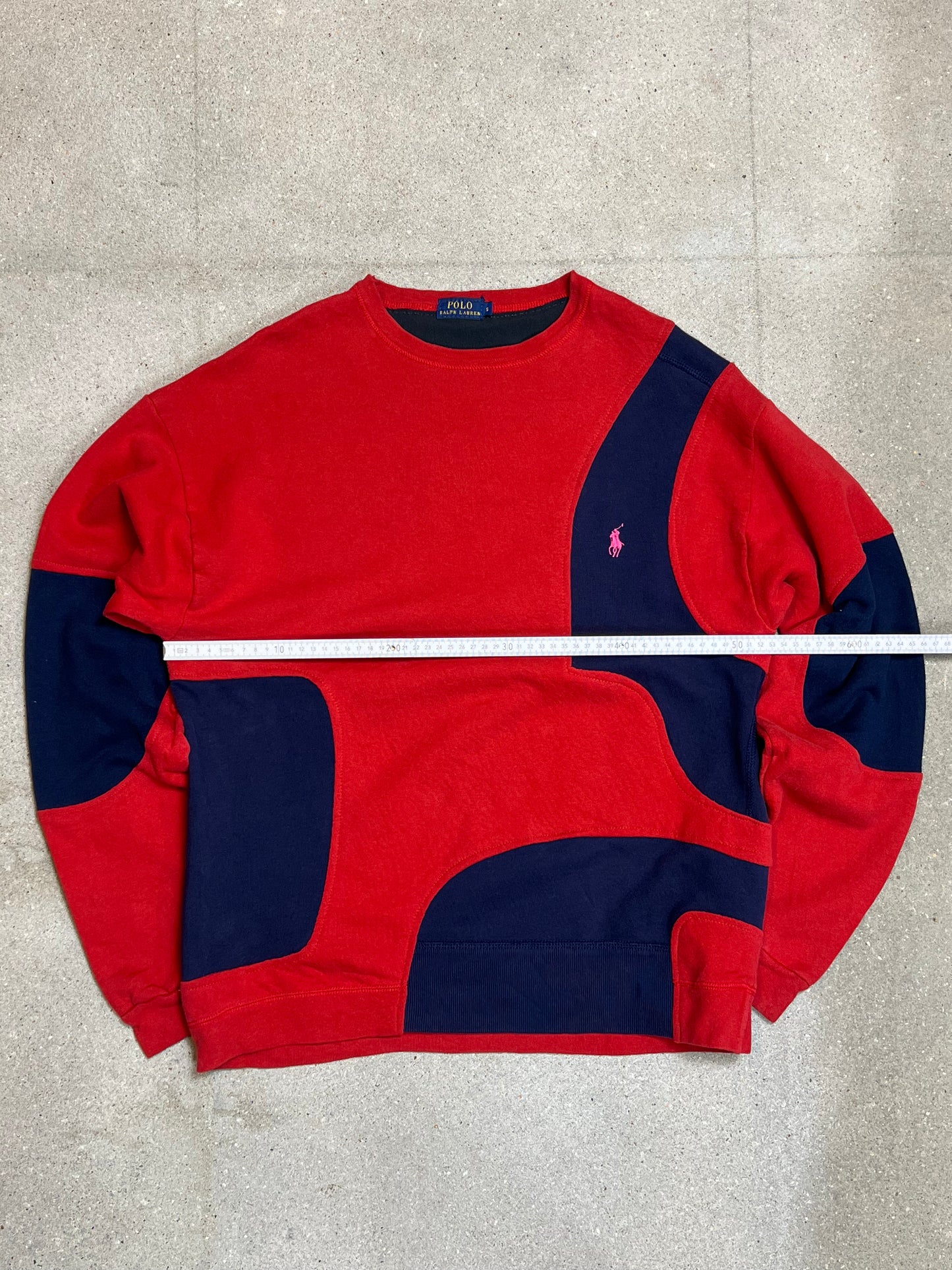 MARINEBLAU-ROTES VINTAGE-SWEATSHIRT VON RALPH LAUREN, ERNEUERT UND UPCYCLING (MITTEL)