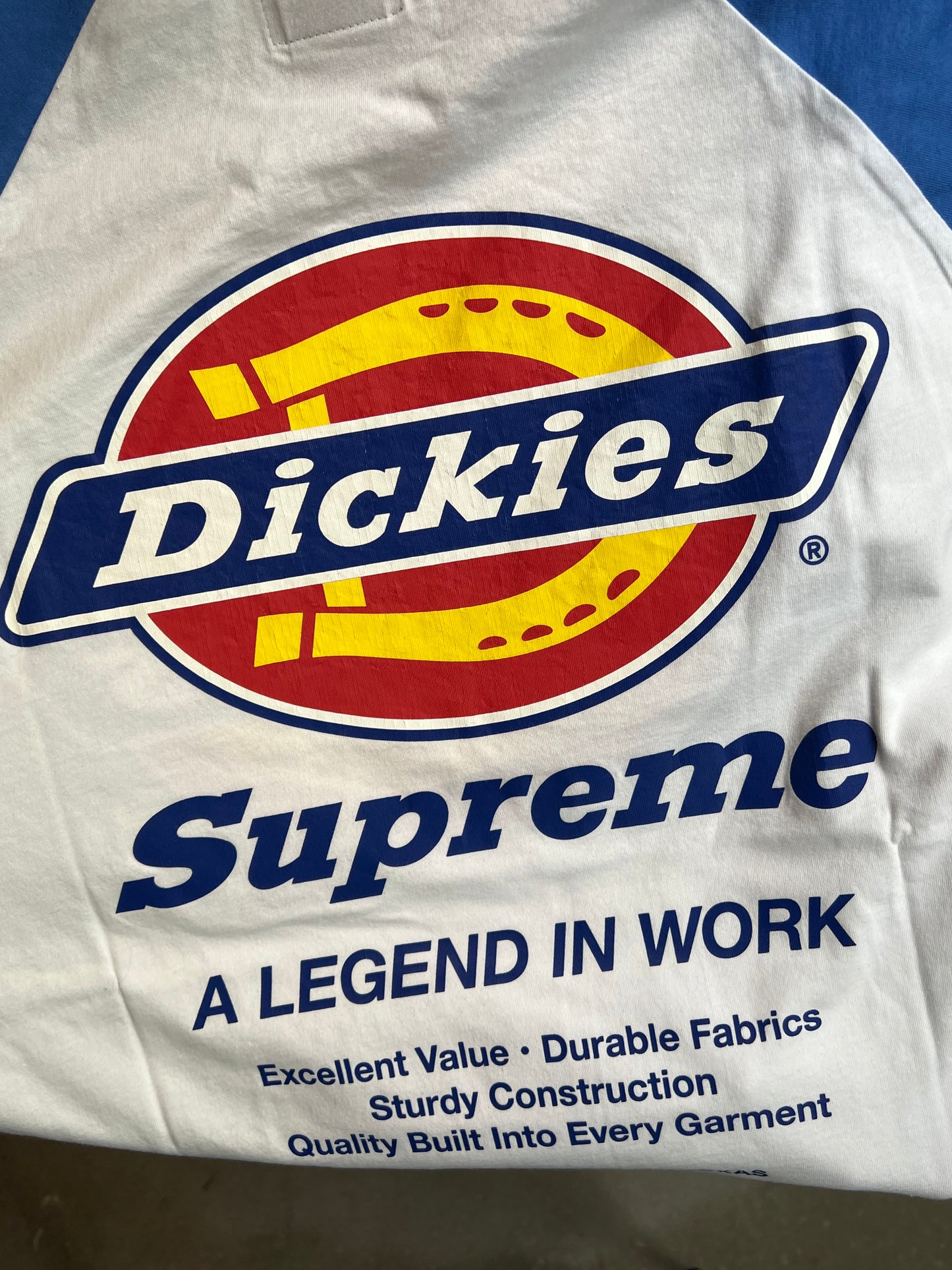 WHITE BLUE SUPREME ® x DICKIES ® RAGLAN L/S TEE (XLARGE)