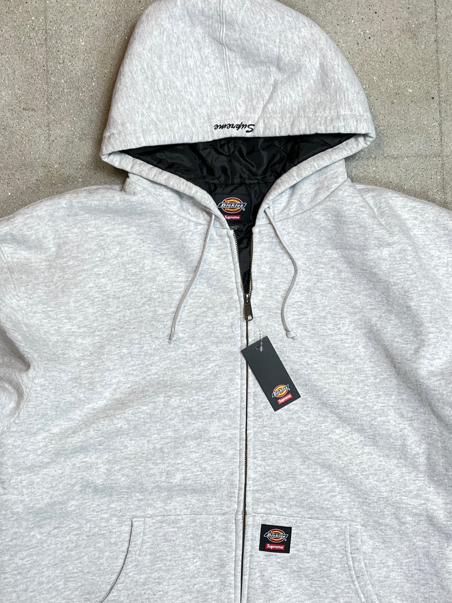 ASH GREY SUPREME ® x DICKIES ® QUILTED LINED ZIP UP HOODED SWEATSHIRT HEAVYWEIGHT (XLARGE)