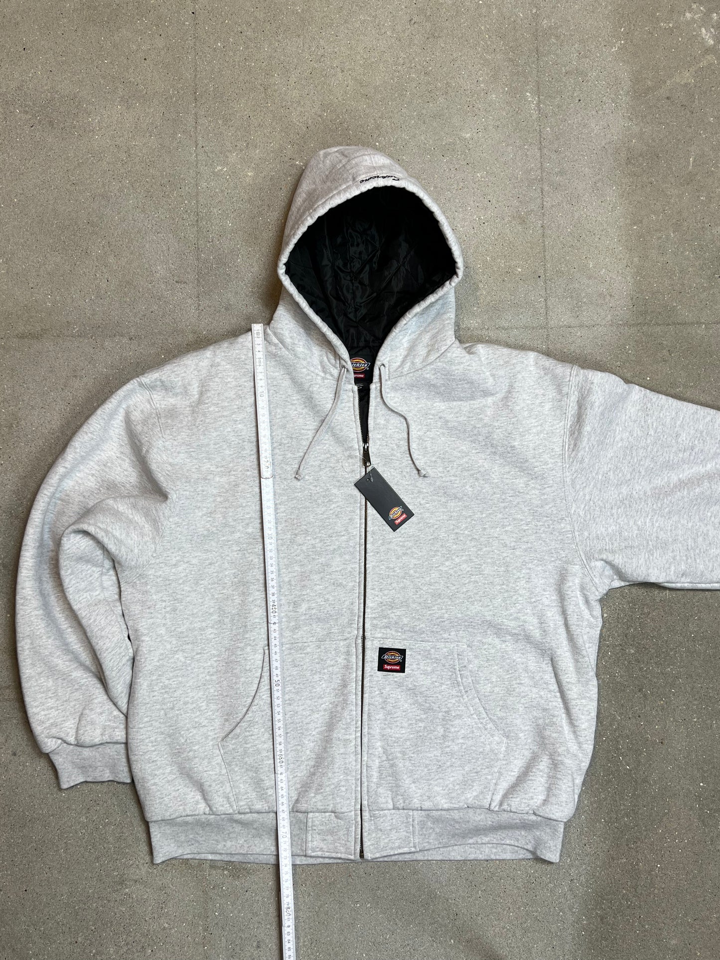 ASH GREY SUPREME ® x DICKIES ® QUILTED LINED ZIP UP HOODED SWEATSHIRT HEAVYWEIGHT (XLARGE)