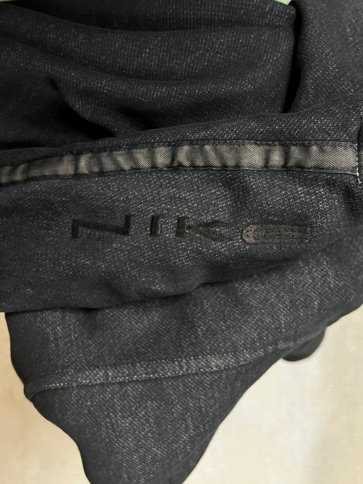 Black Melange Vintage y2k Nike Sweatshirt 2000s (Medium)