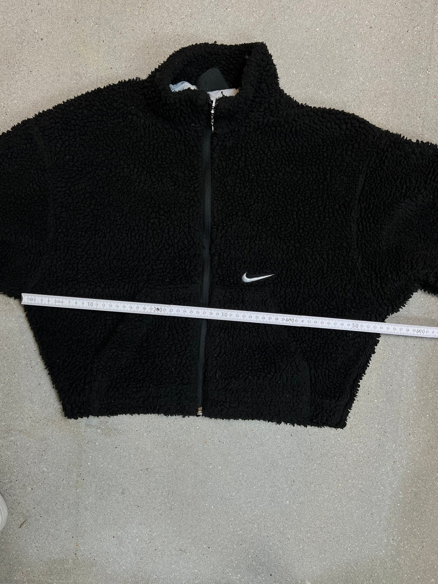 MARINEBLAUE VINTAGE-NIKE-JACKE (KLEIN)