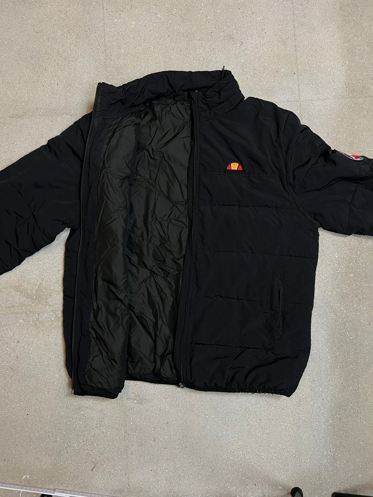 Black Ellesse Ampezzo Puffer Jacket (XL)